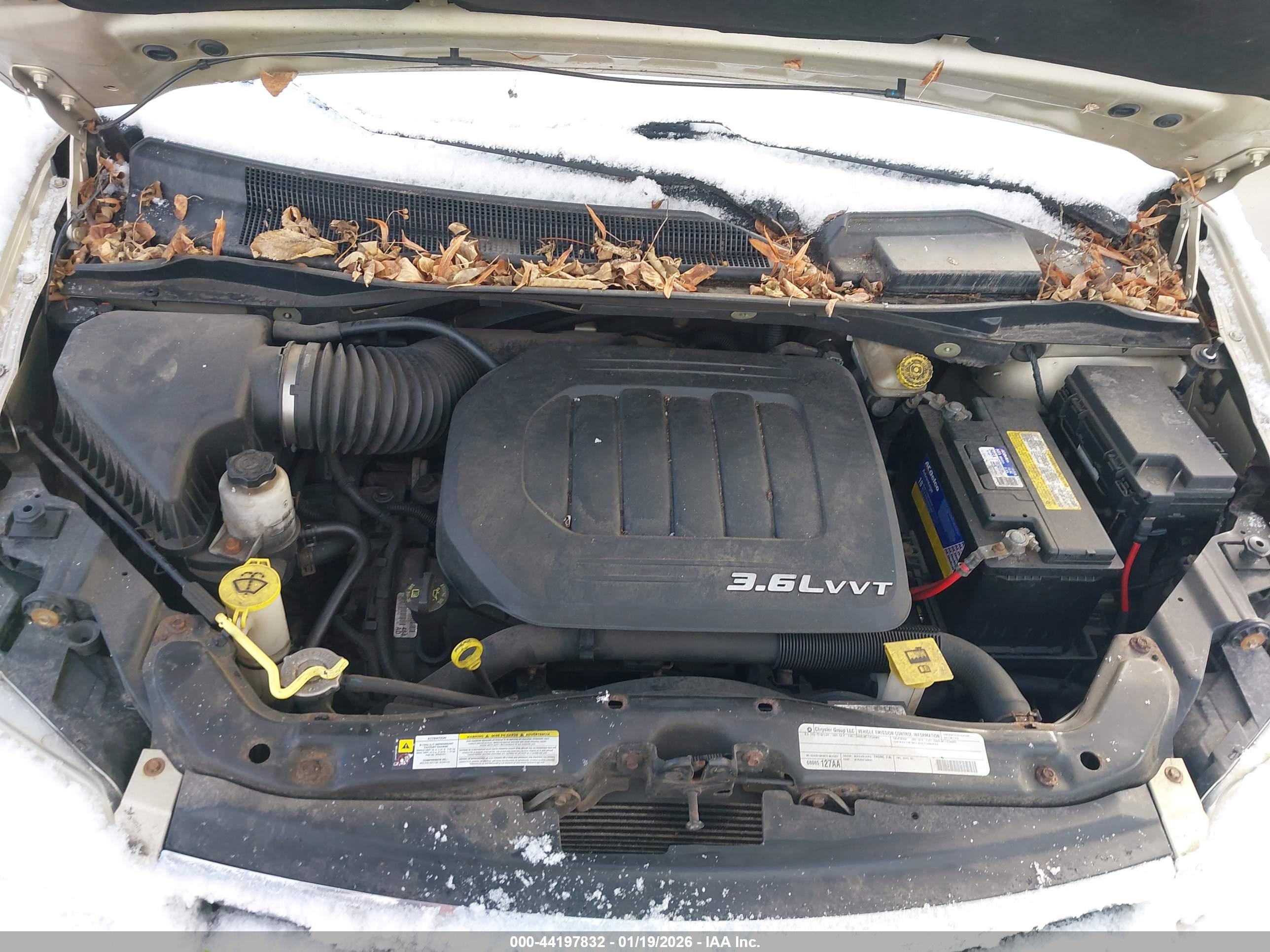CHRYSLER TOWN image 10
