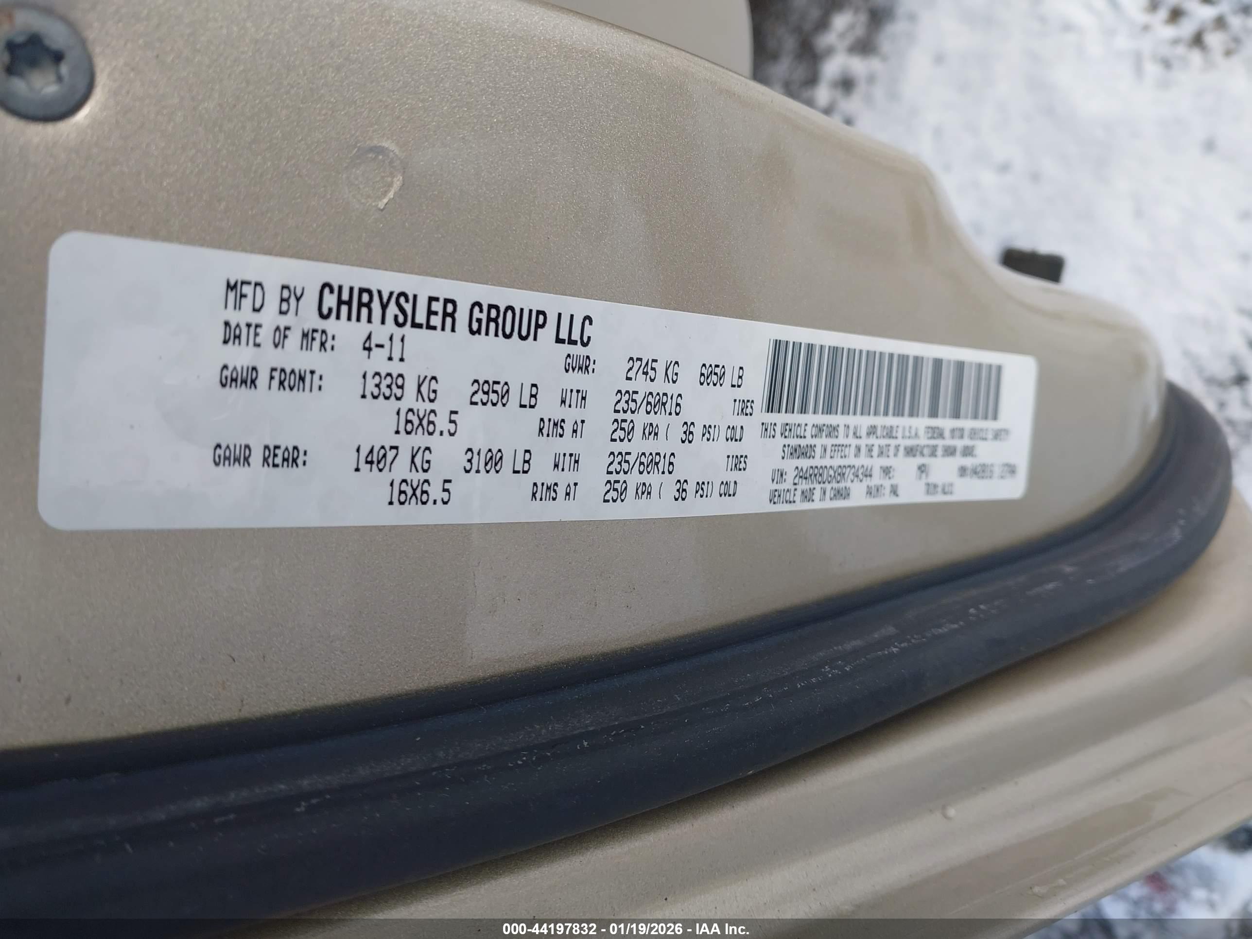 CHRYSLER TOWN image 9