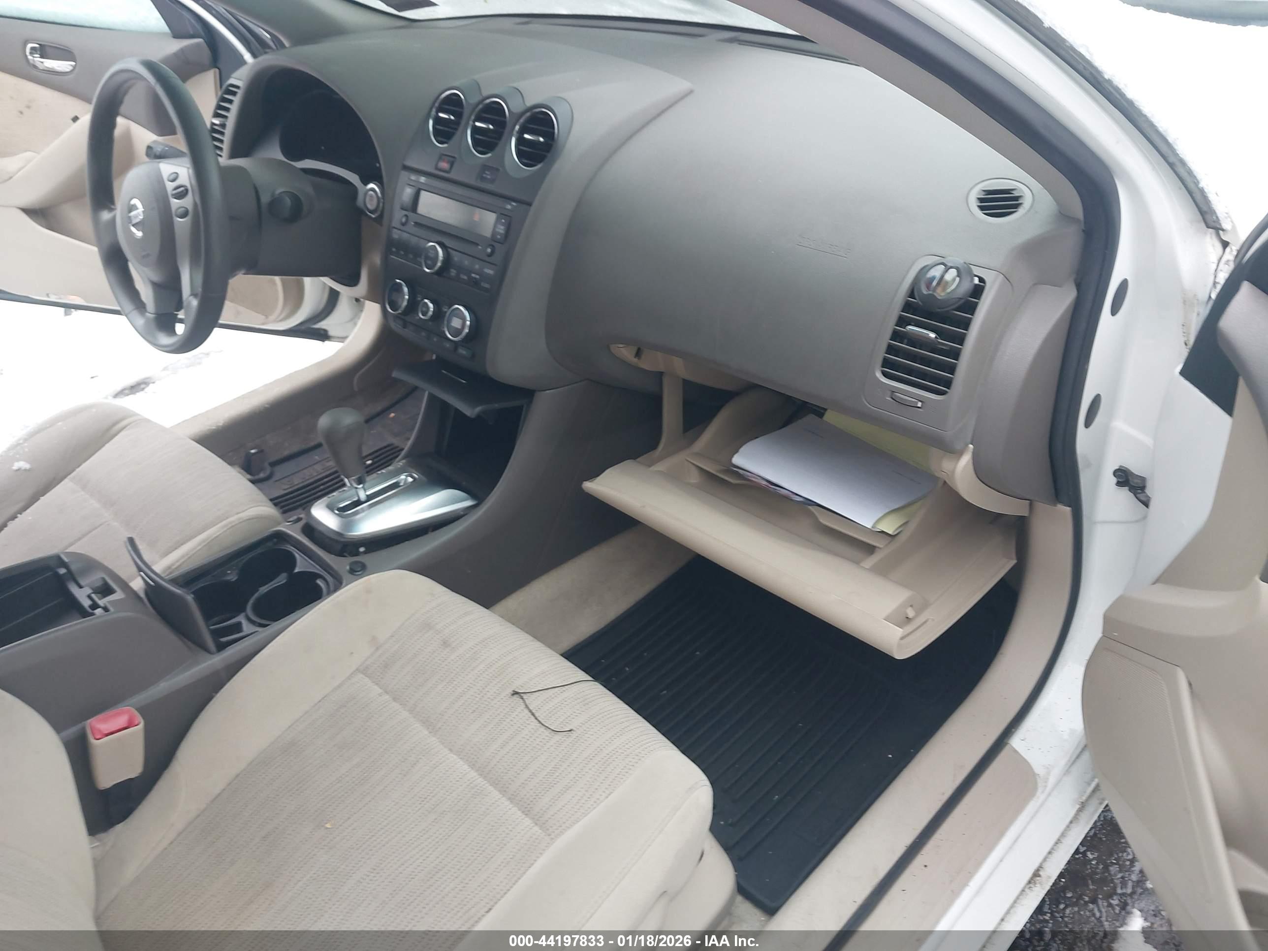 NISSAN ALTIMA image 5