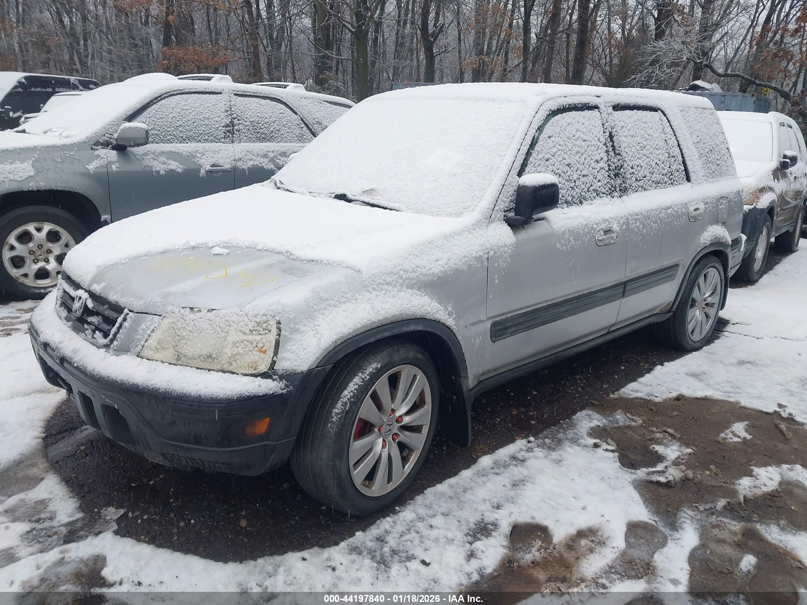 HONDA CR-V image 2