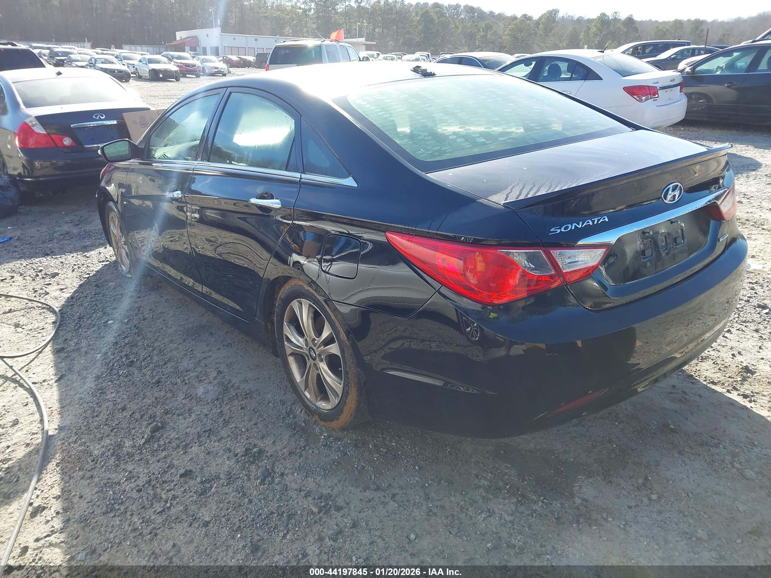 HYUNDAI SONATA image 3