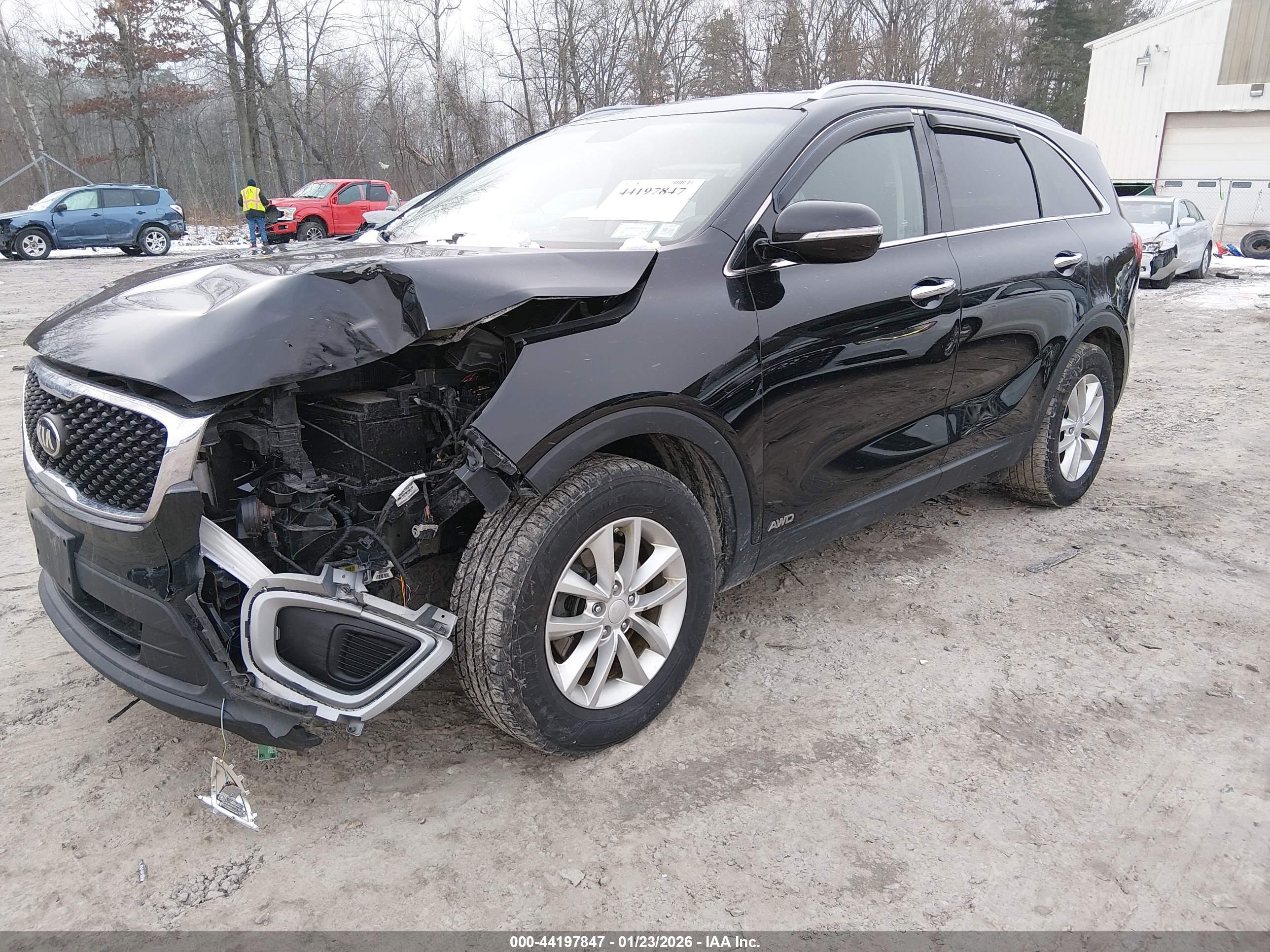 KIA SORENTO image 2