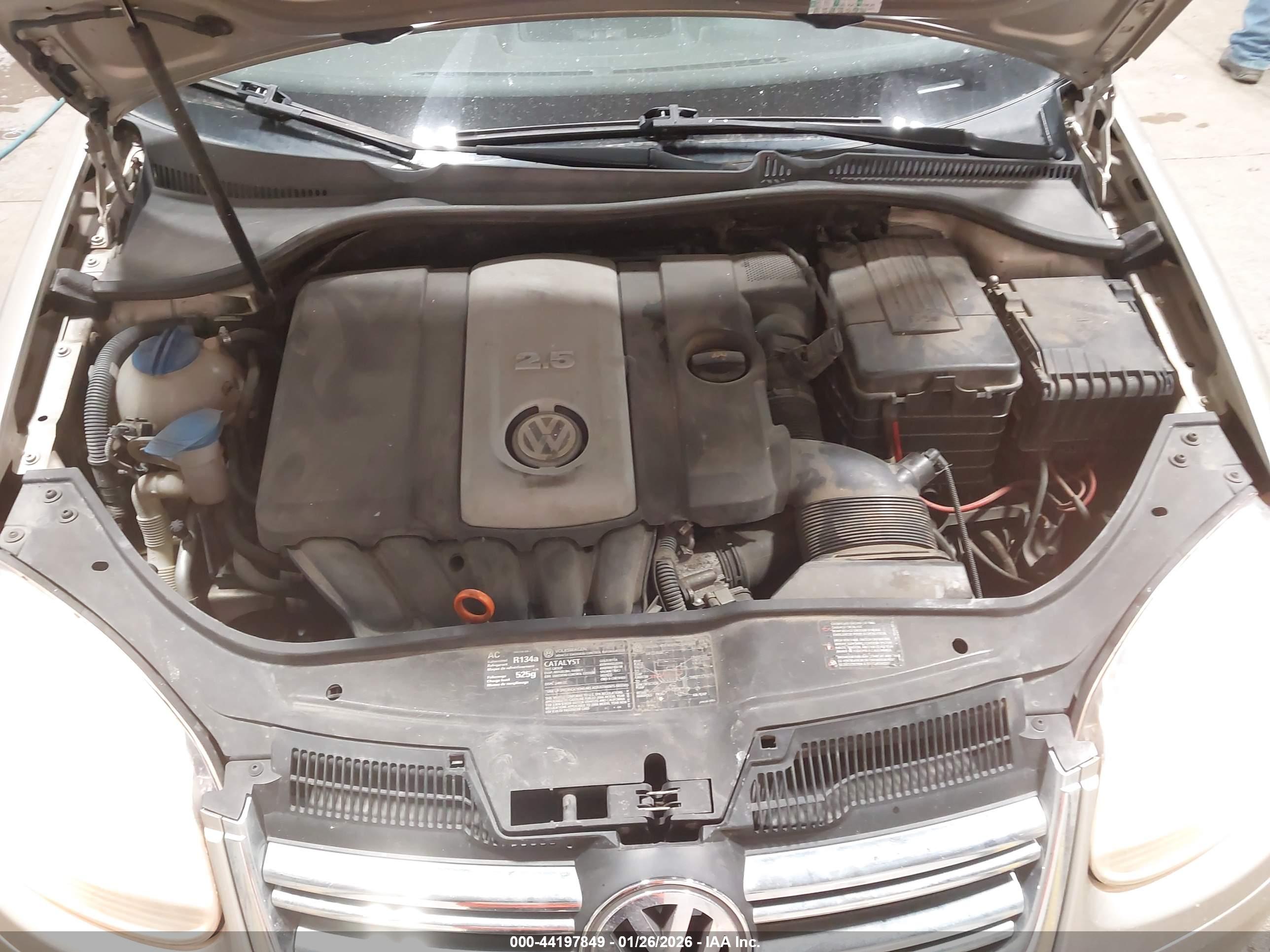 VOLKSWAGEN JETTA image 10