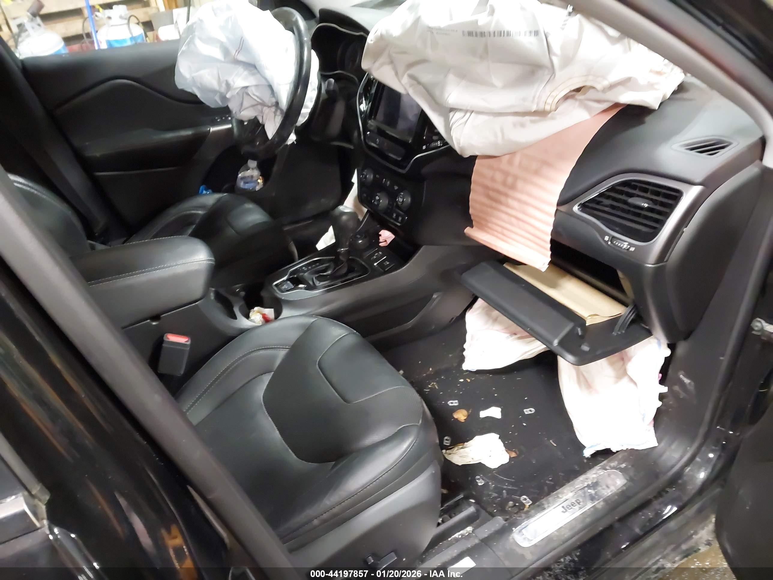 JEEP CHEROKEE image 5
