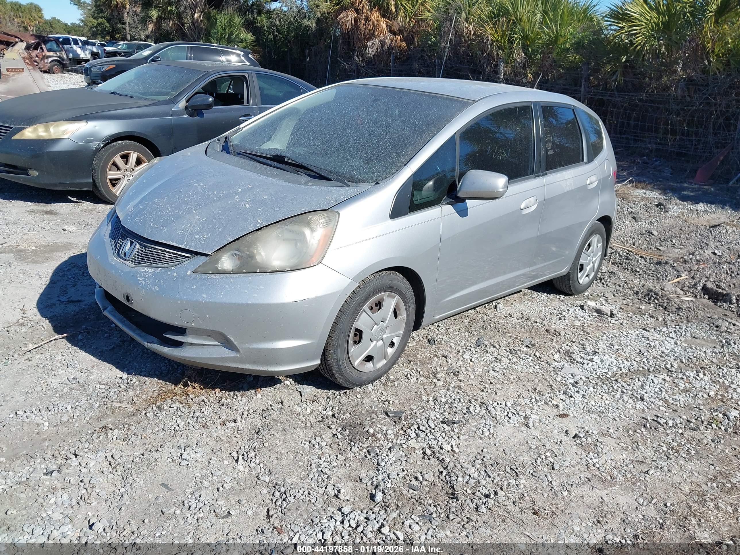 HONDA FIT image 2