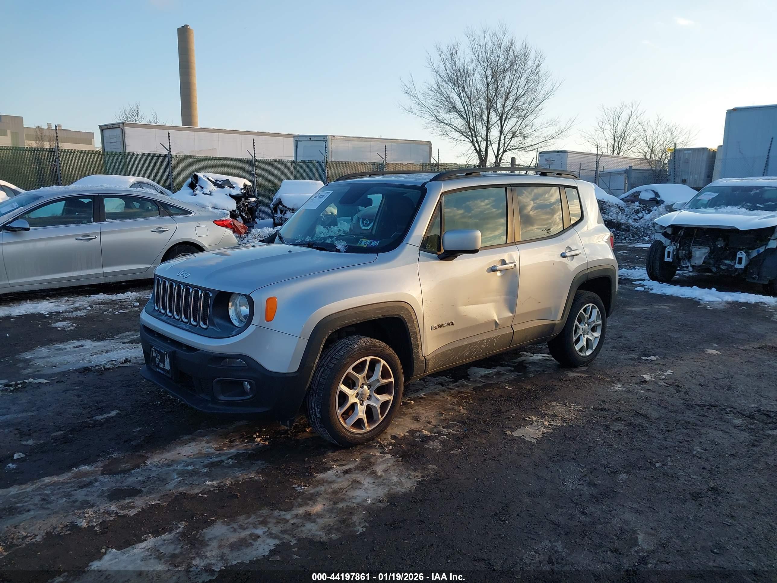 JEEP RENEGADE image 2
