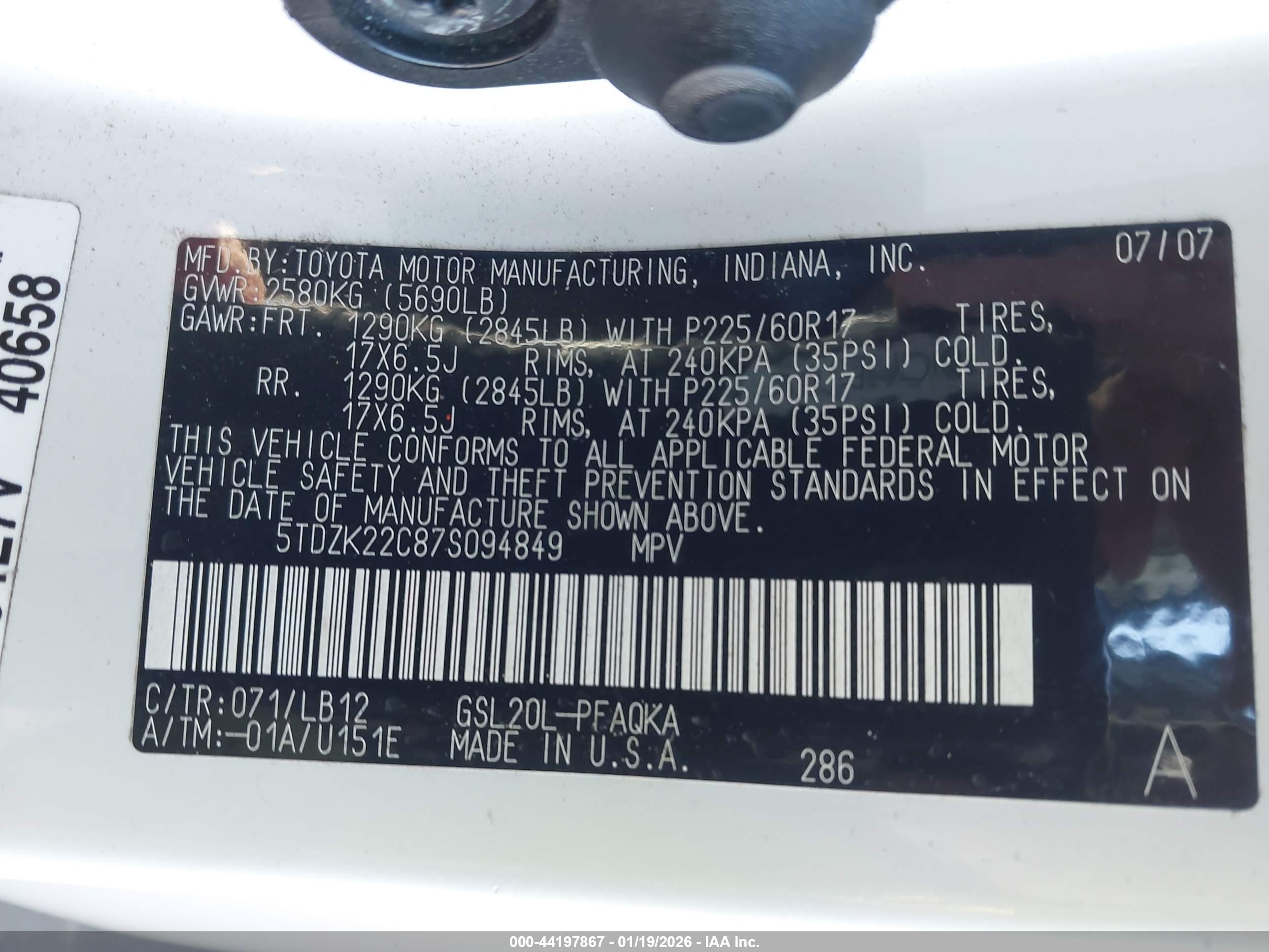 TOYOTA SIENNA image 9