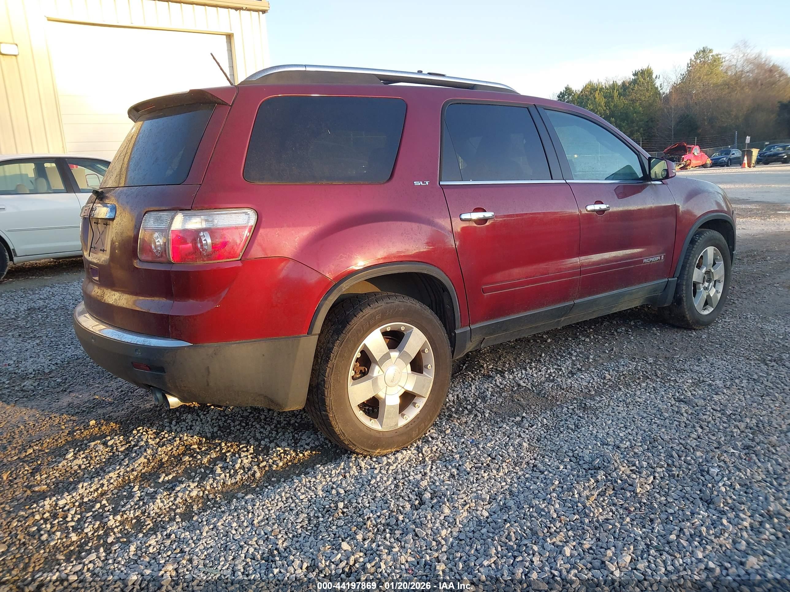 GMC ACADIA image 4