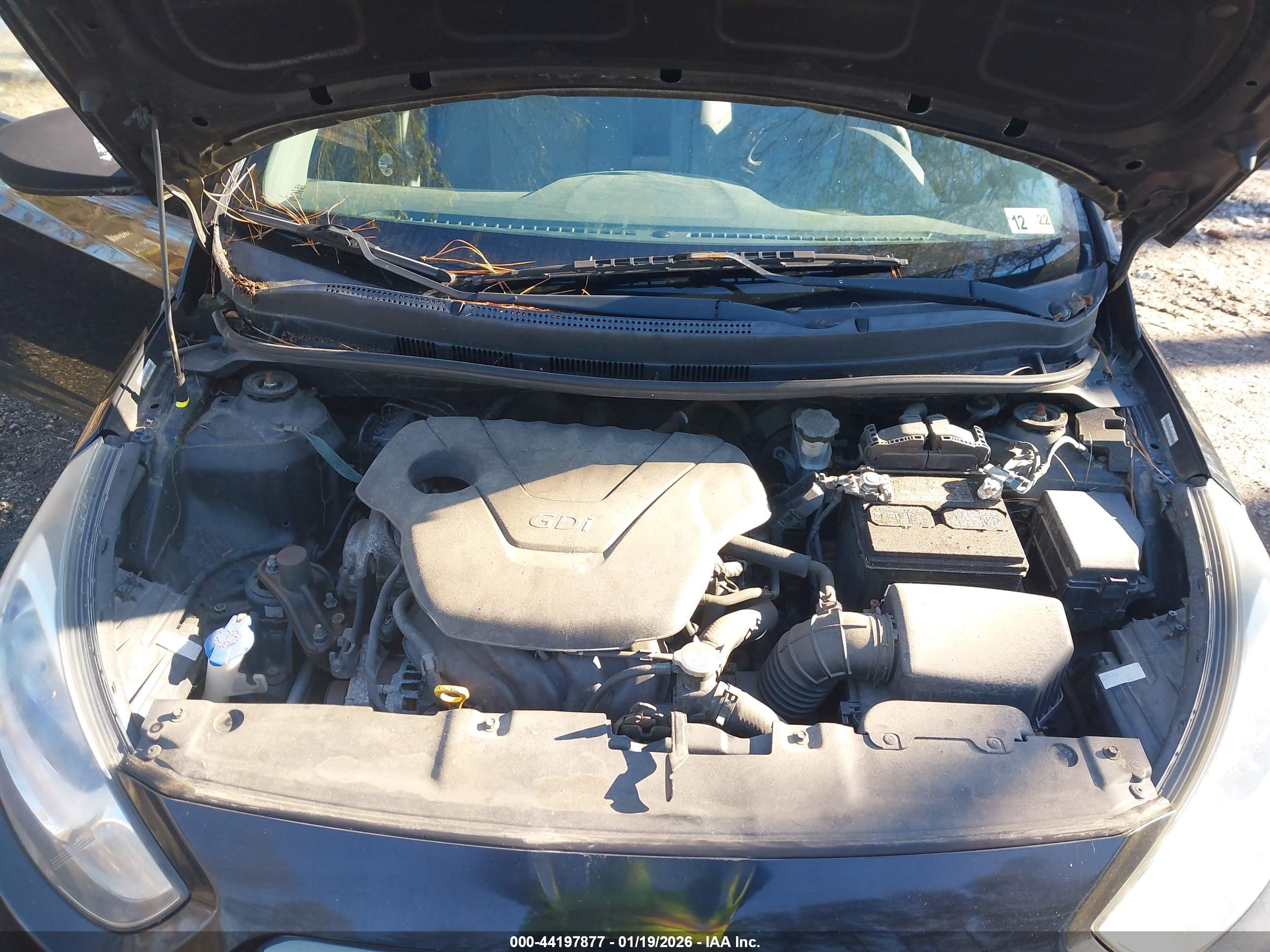 HYUNDAI ACCENT image 10