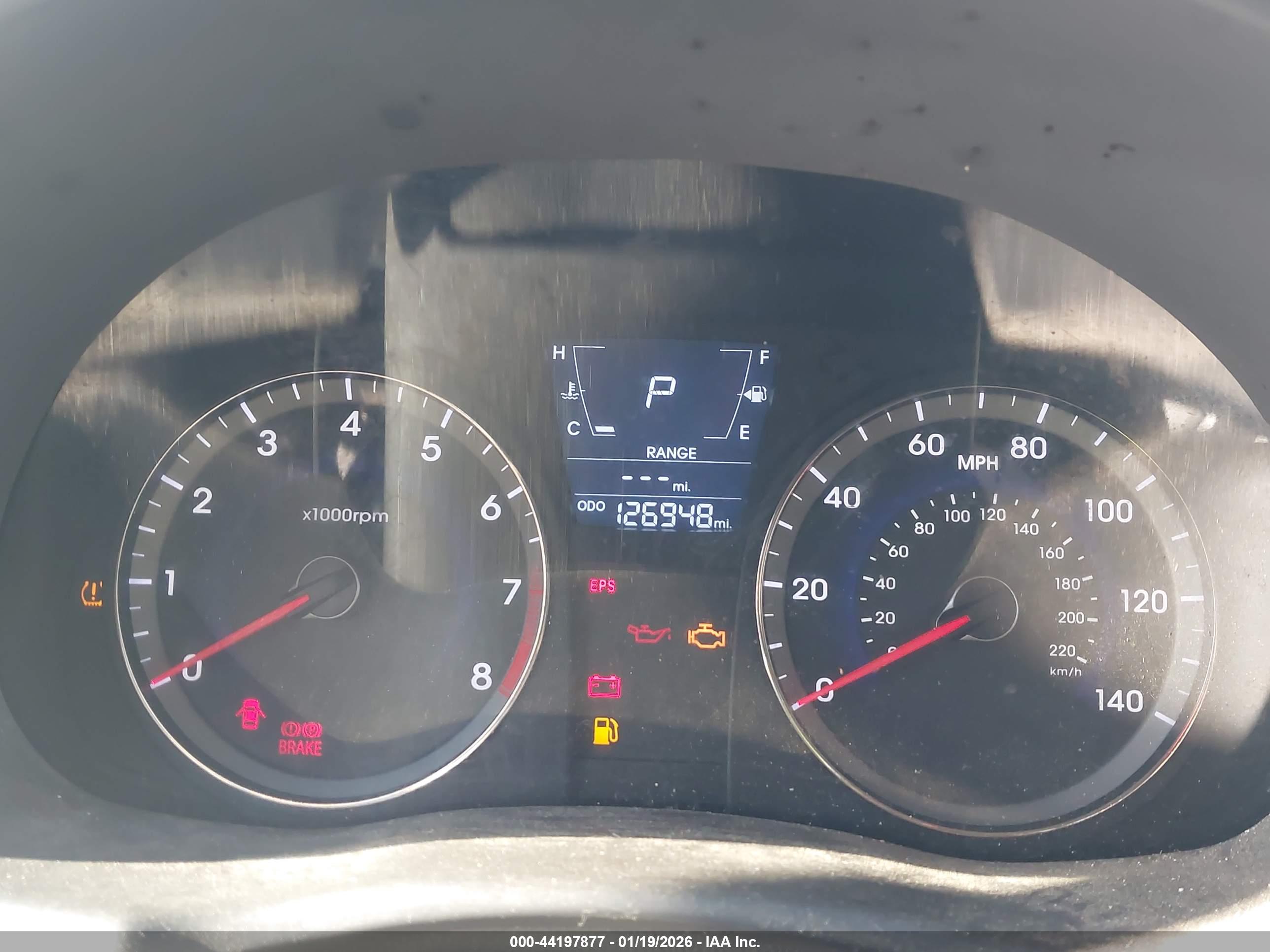 HYUNDAI ACCENT image 7