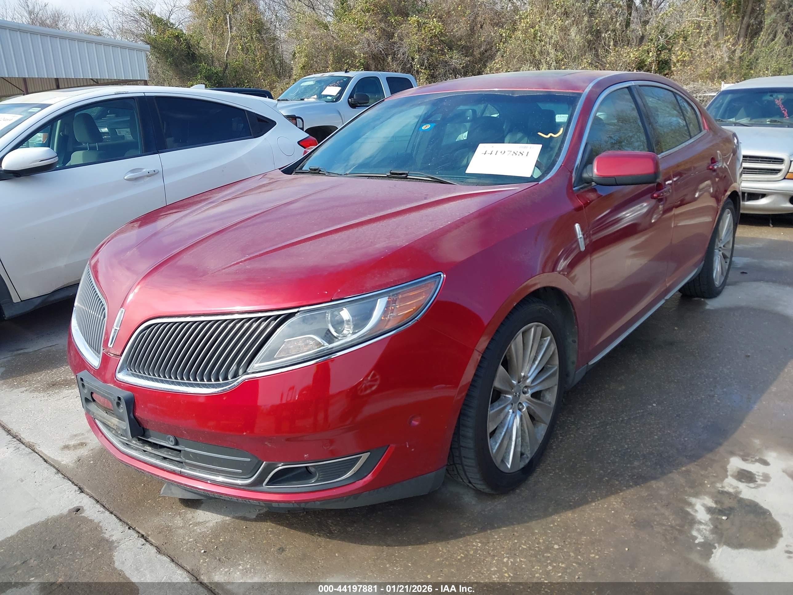 LINCOLN MKS image 2