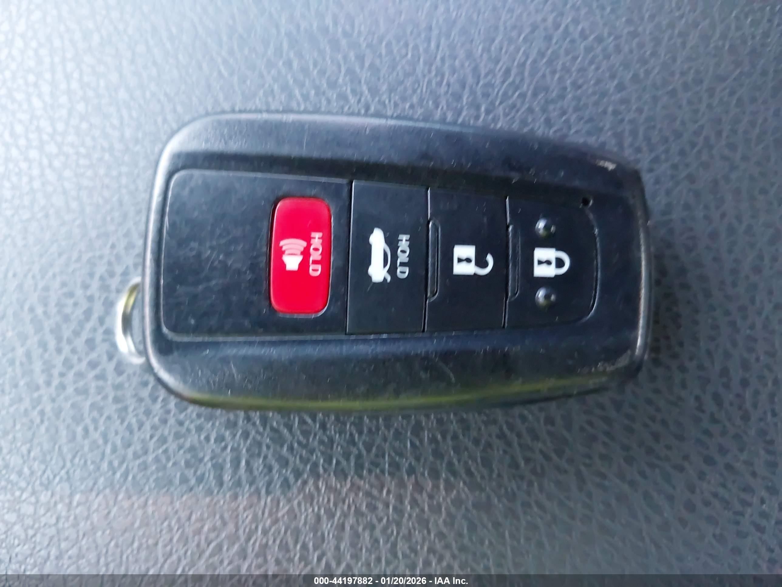 TOYOTA CAMRY image 11