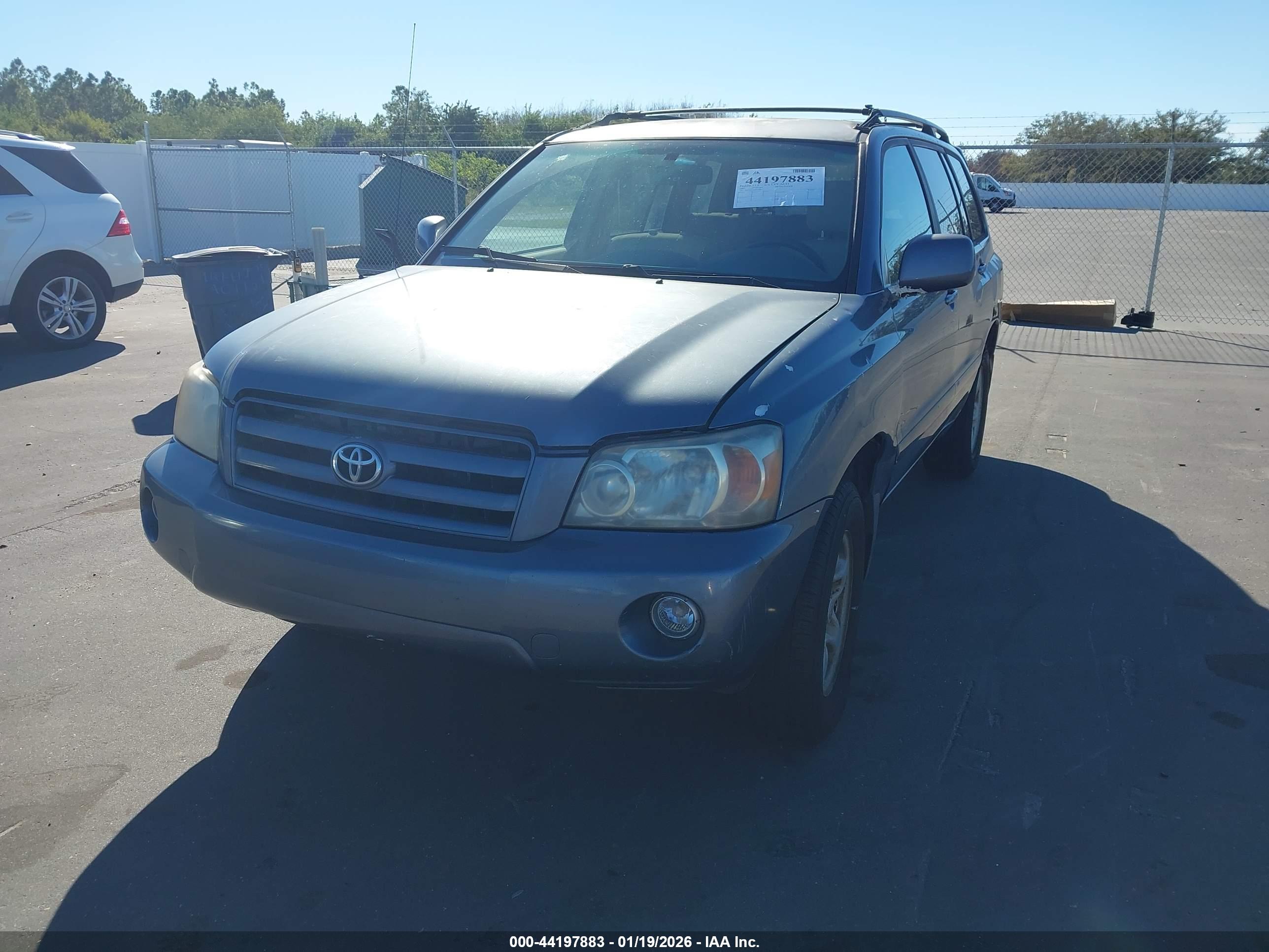 TOYOTA HIGHLANDER image 2