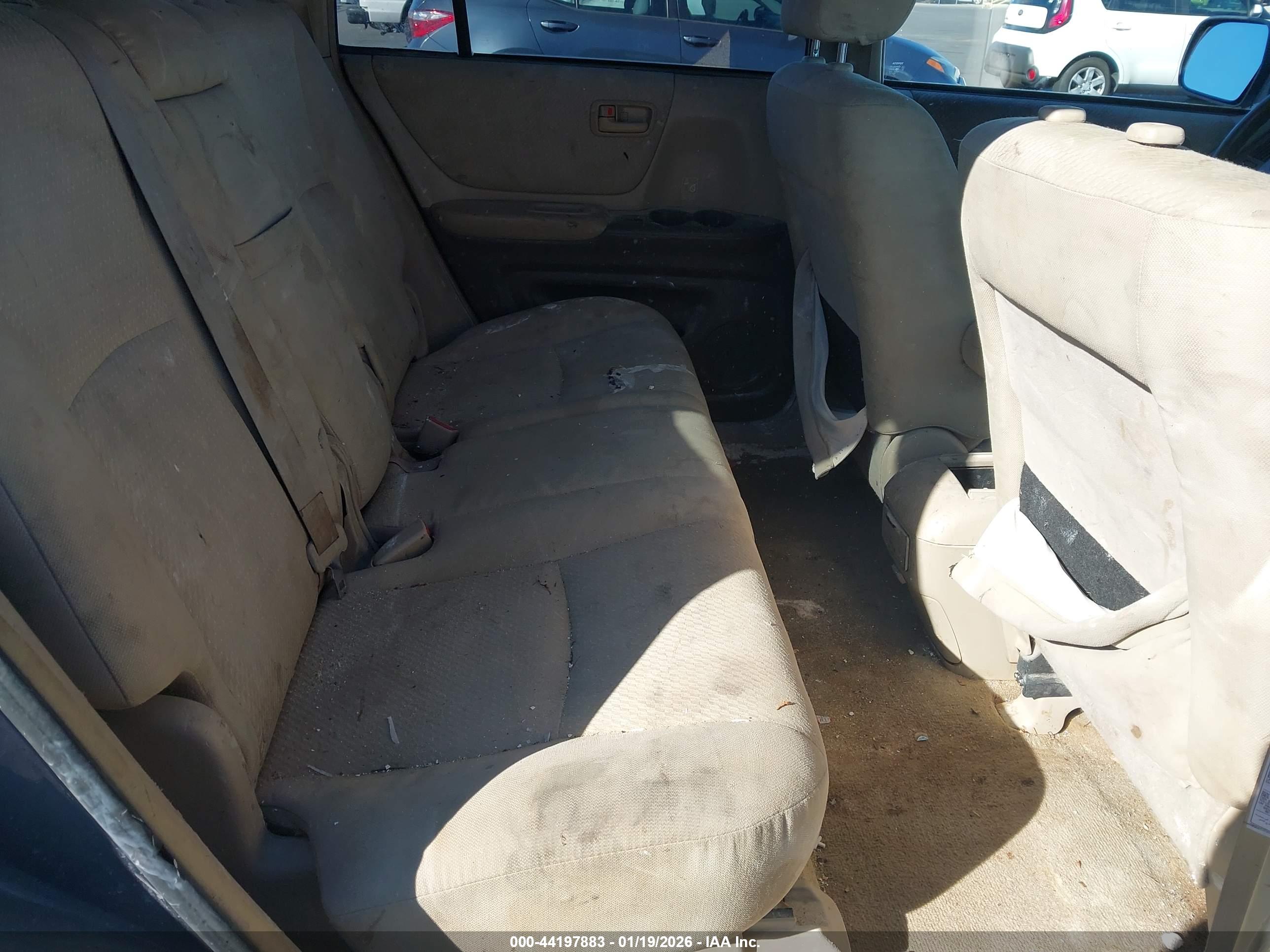 TOYOTA HIGHLANDER image 8