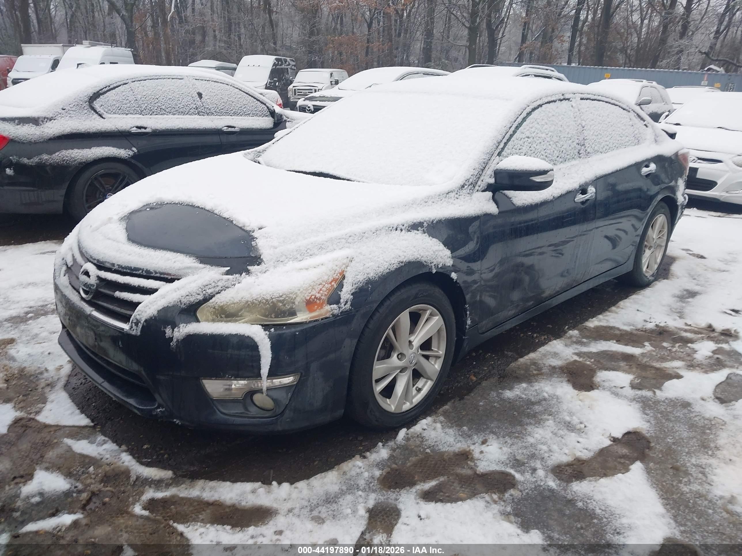 NISSAN ALTIMA image 2