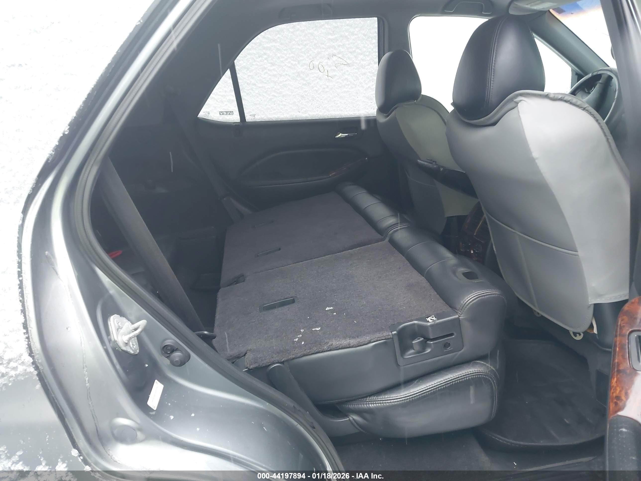 ACURA MDX image 8