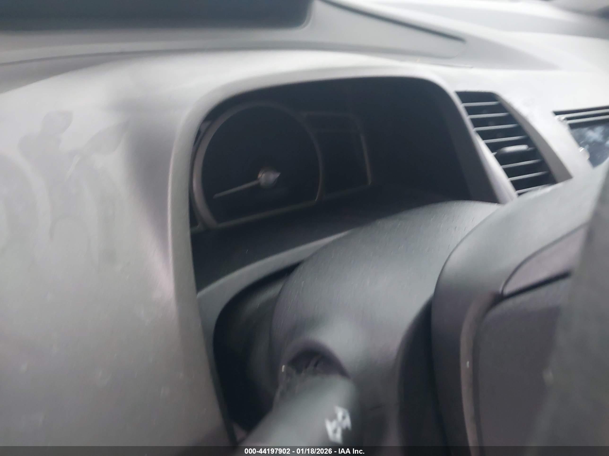 HONDA CIVIC image 7
