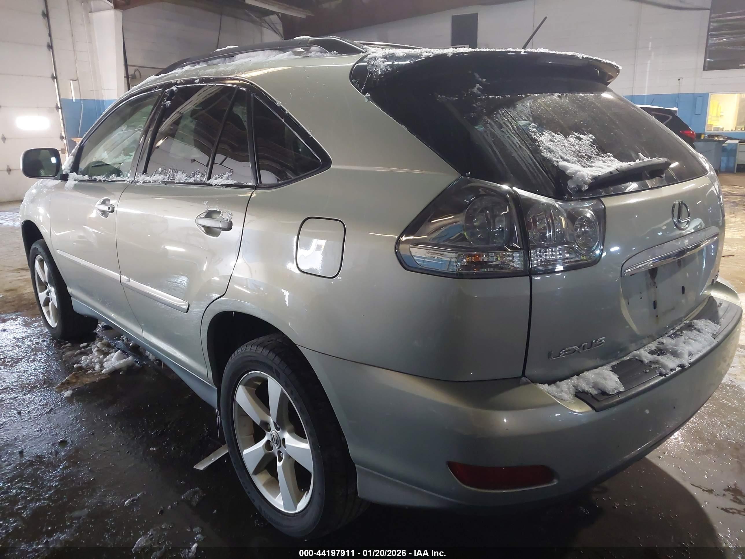 LEXUS RX image 3
