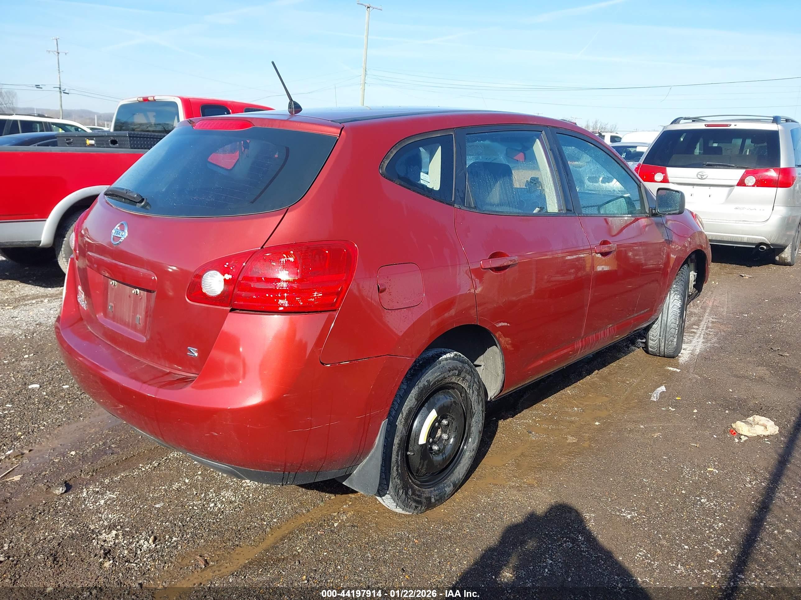 NISSAN ROGUE image 4