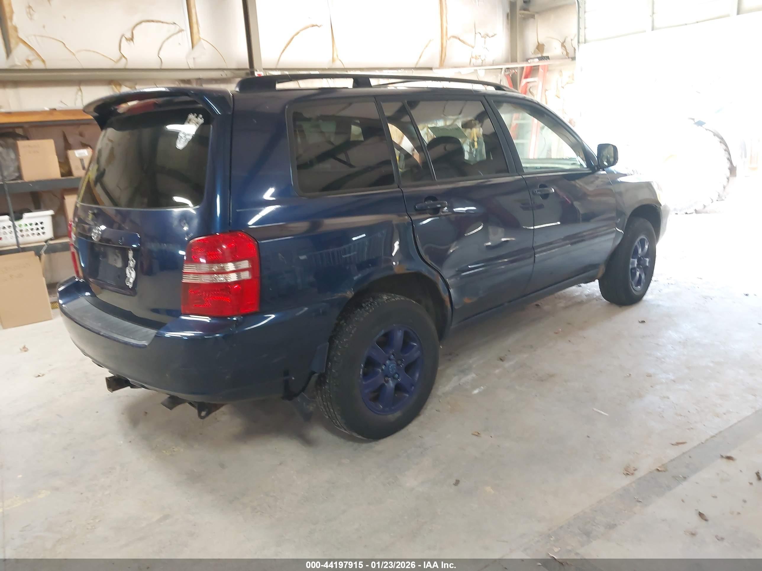 TOYOTA HIGHLANDER image 4