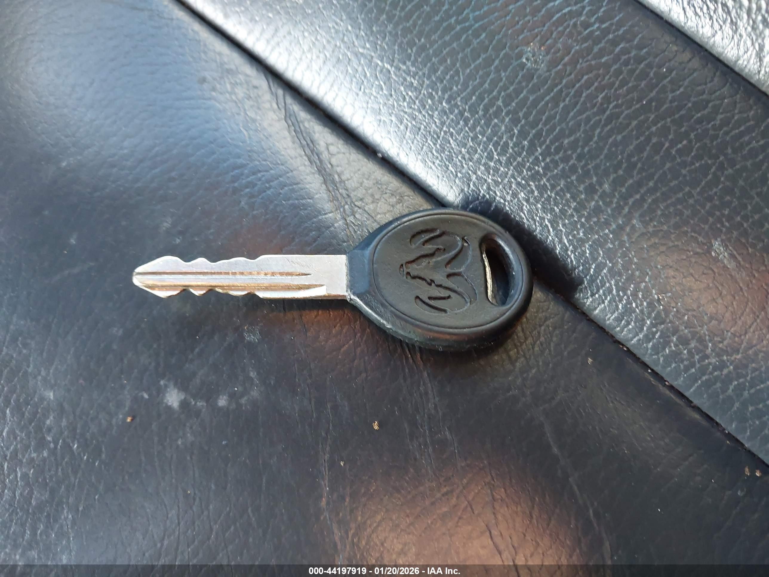 DODGE DAKOTA image 11
