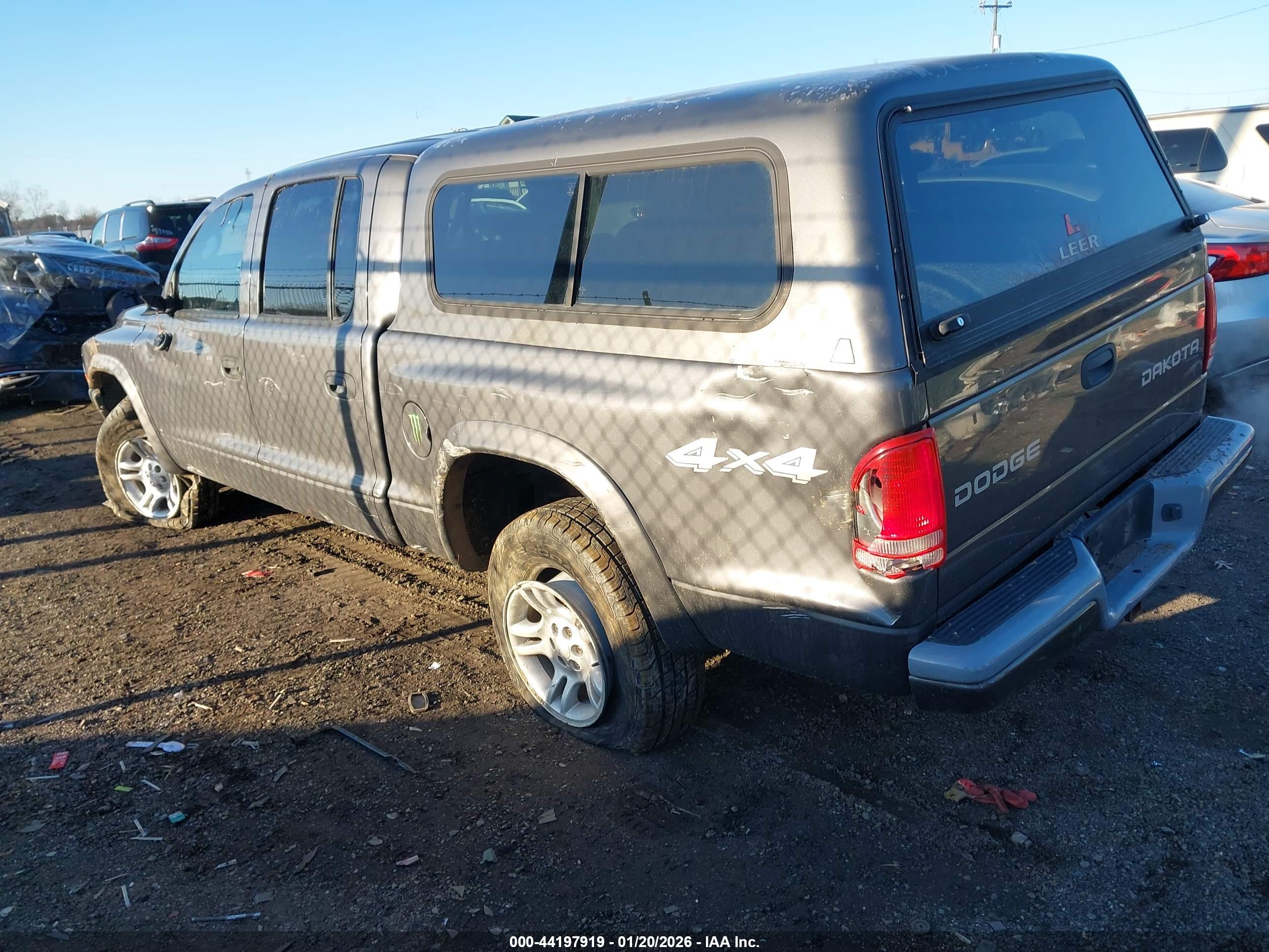 DODGE DAKOTA image 3
