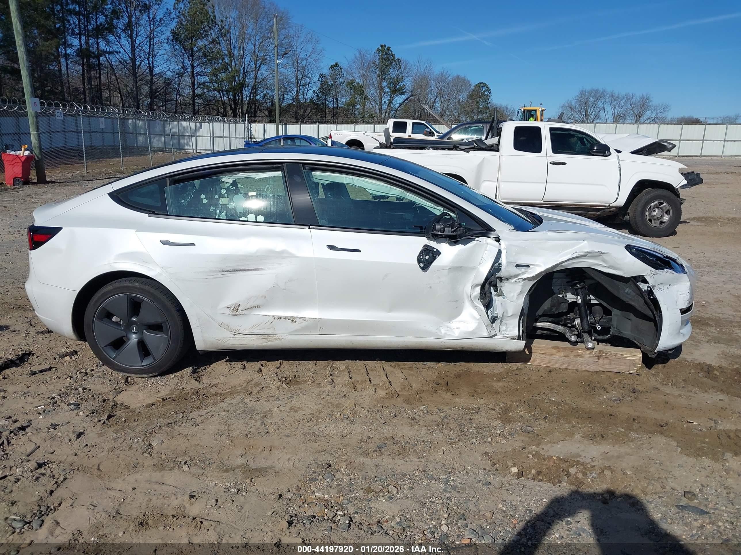 TESLA MODEL image 6