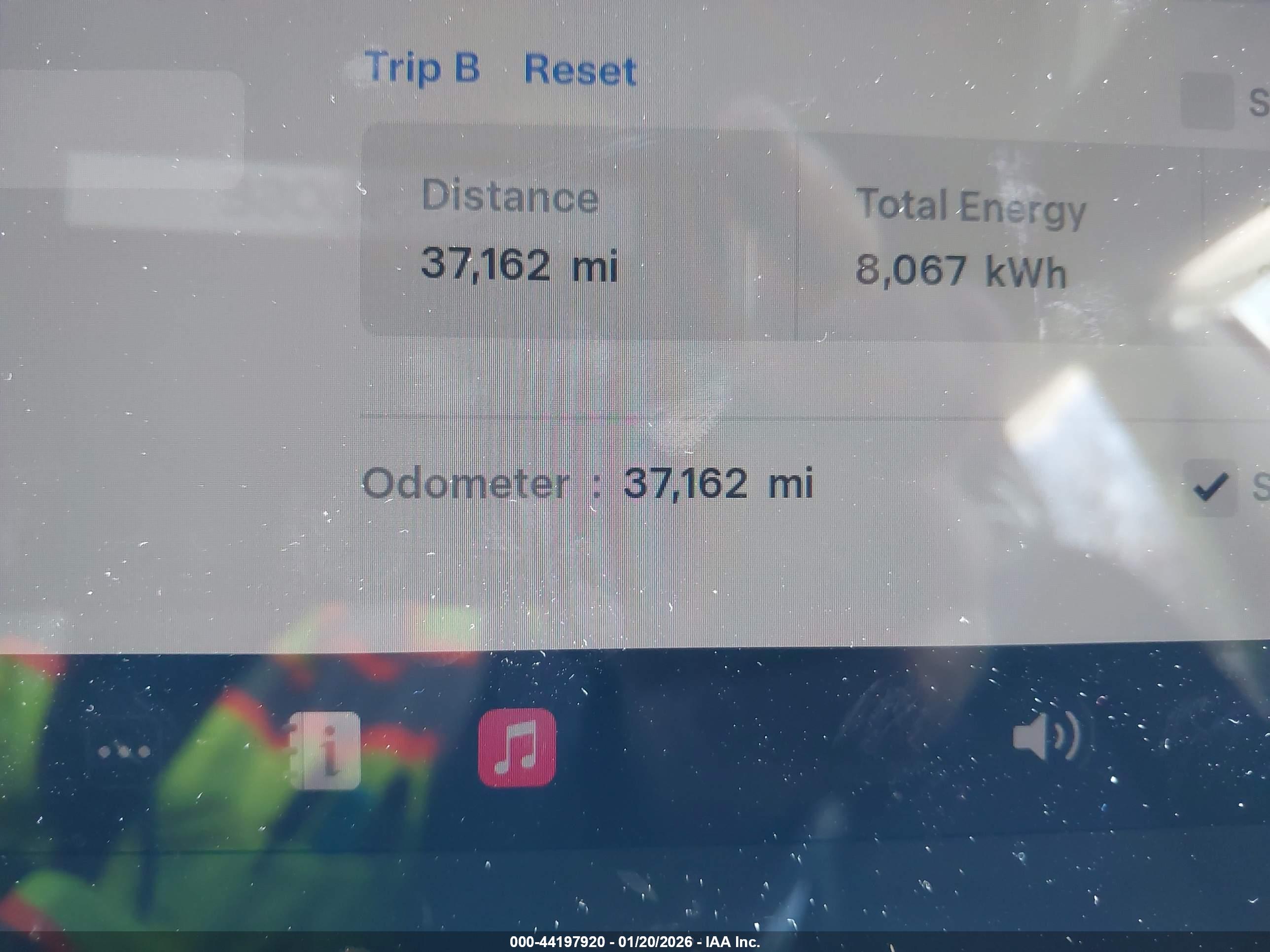 TESLA MODEL image 7