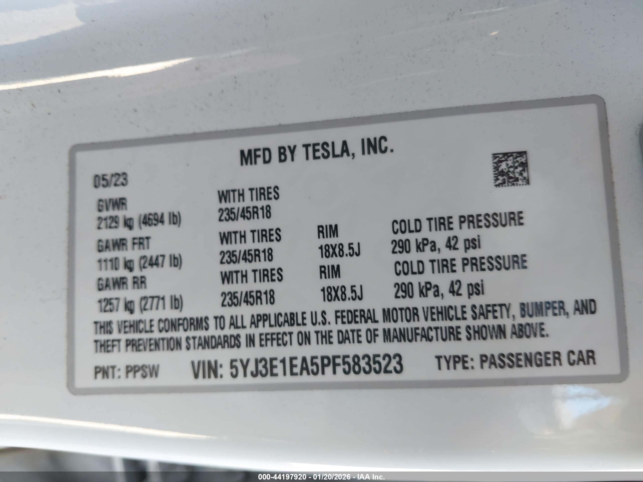 TESLA MODEL image 9
