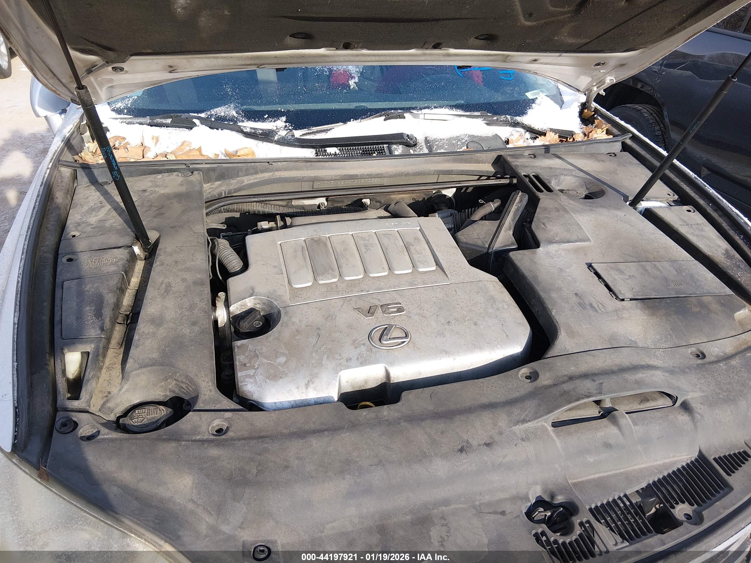 LEXUS ES image 10