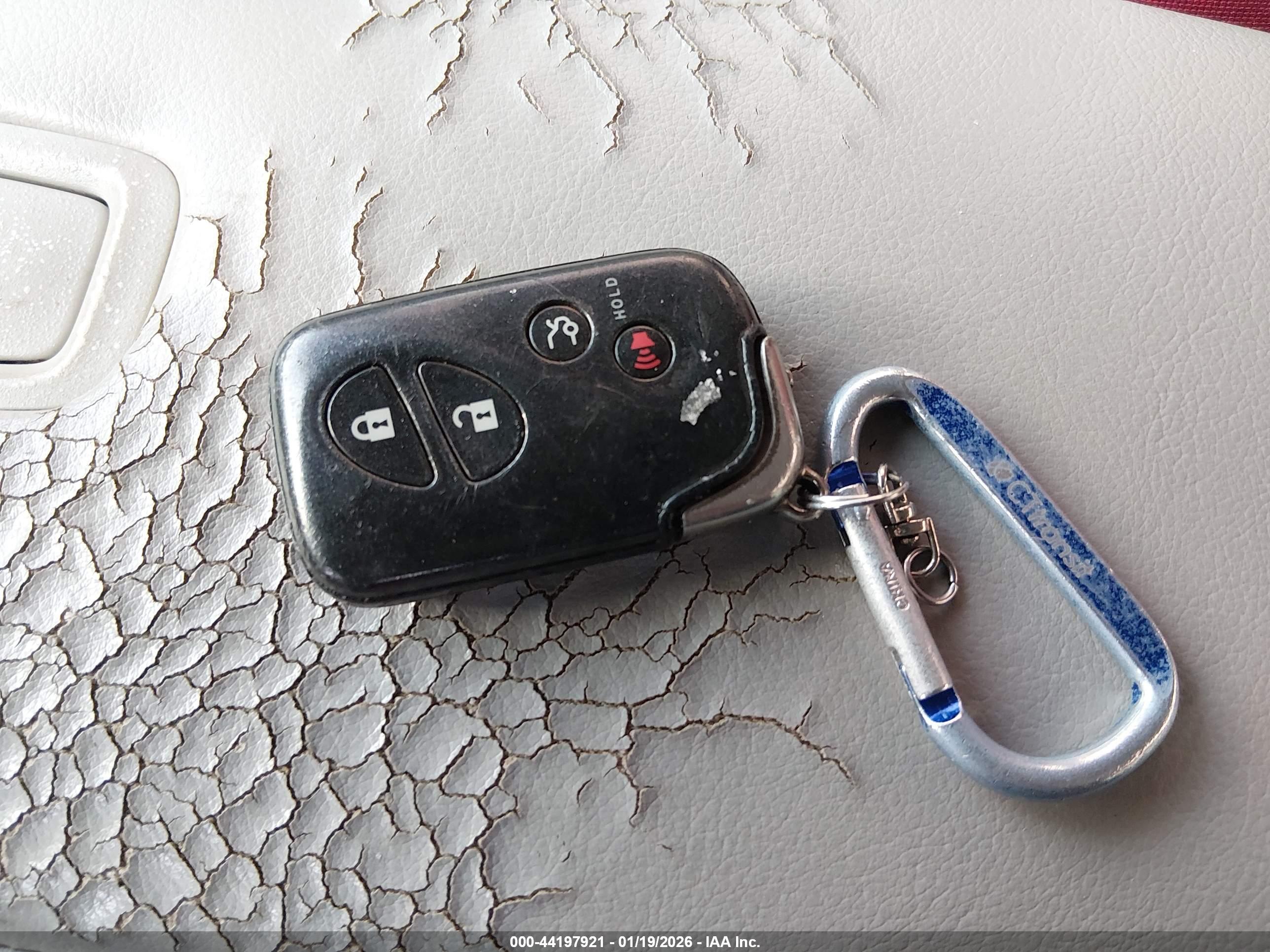 LEXUS ES image 11