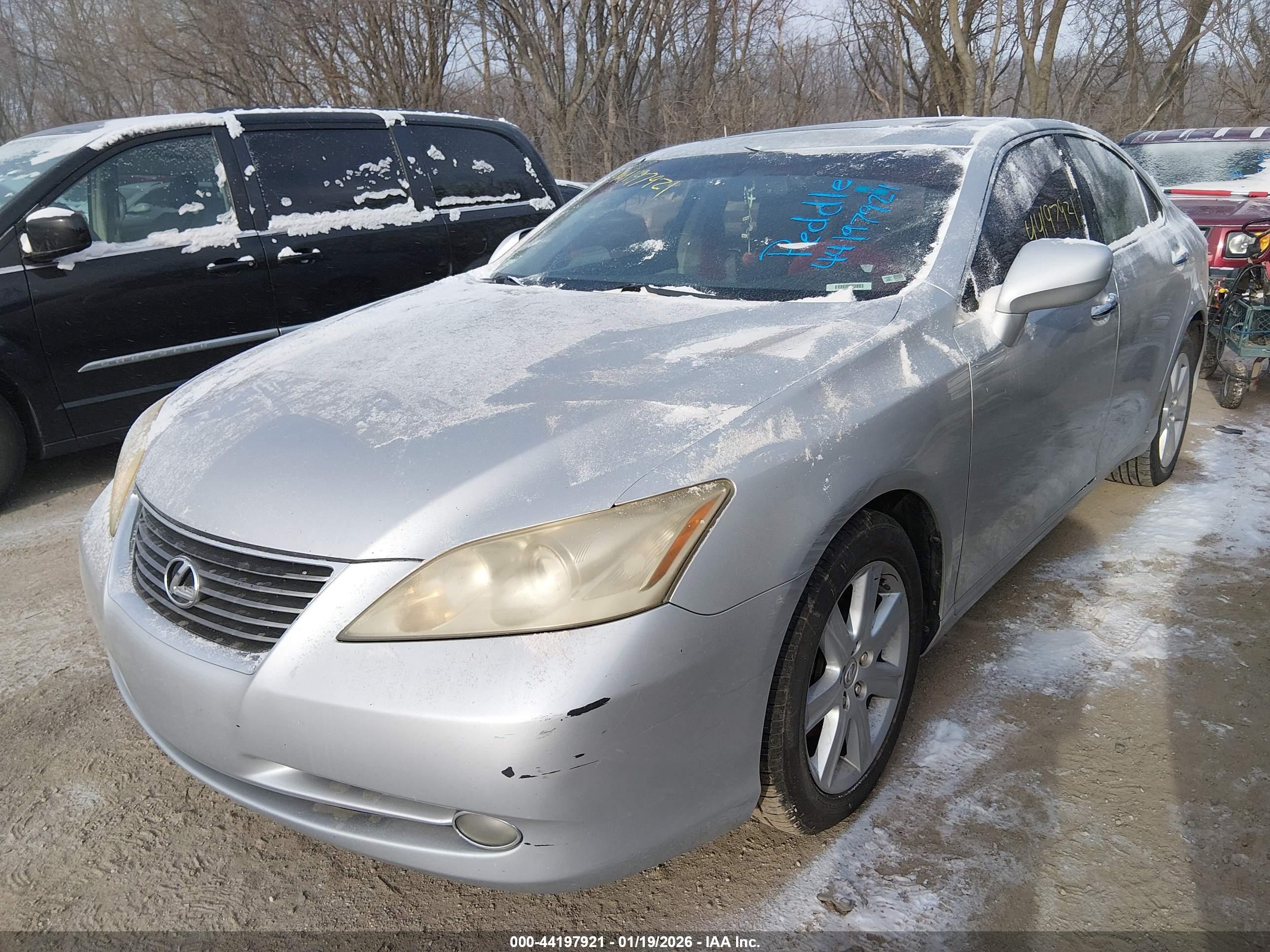 LEXUS ES image 6