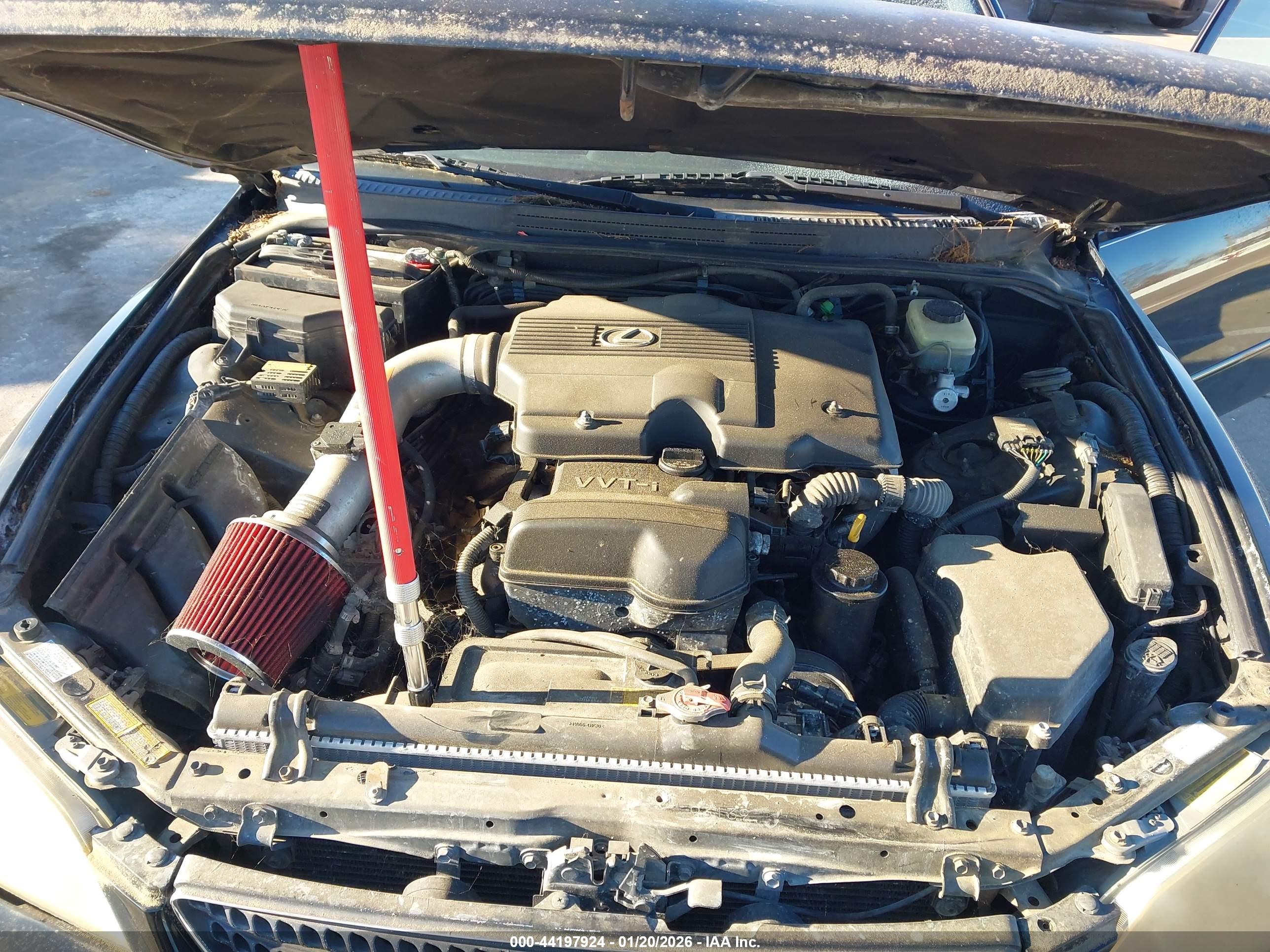 LEXUS IS image 10