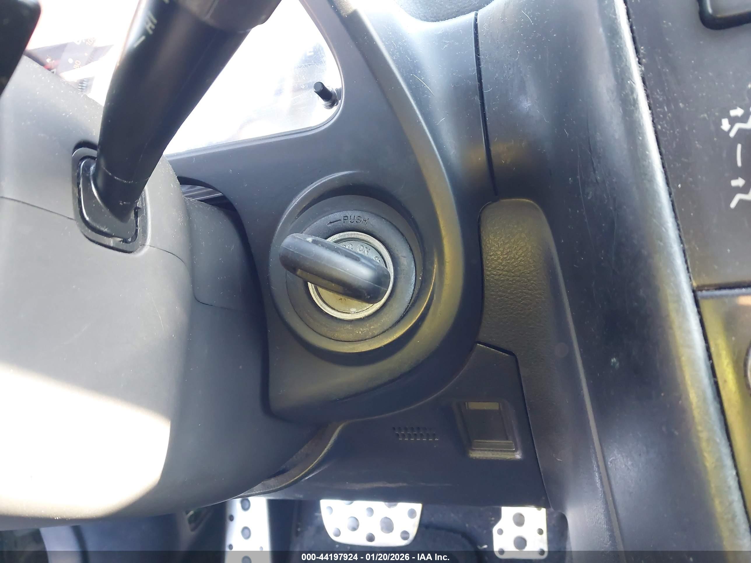 LEXUS IS image 11