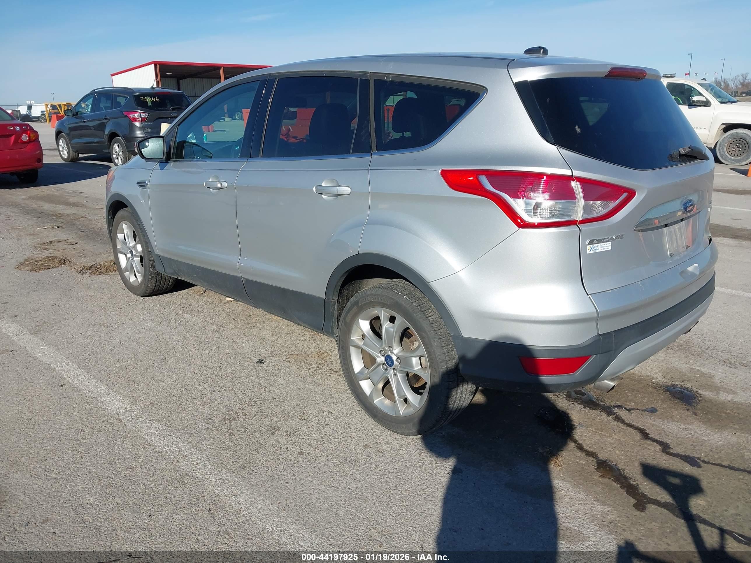 FORD ESCAPE image 3