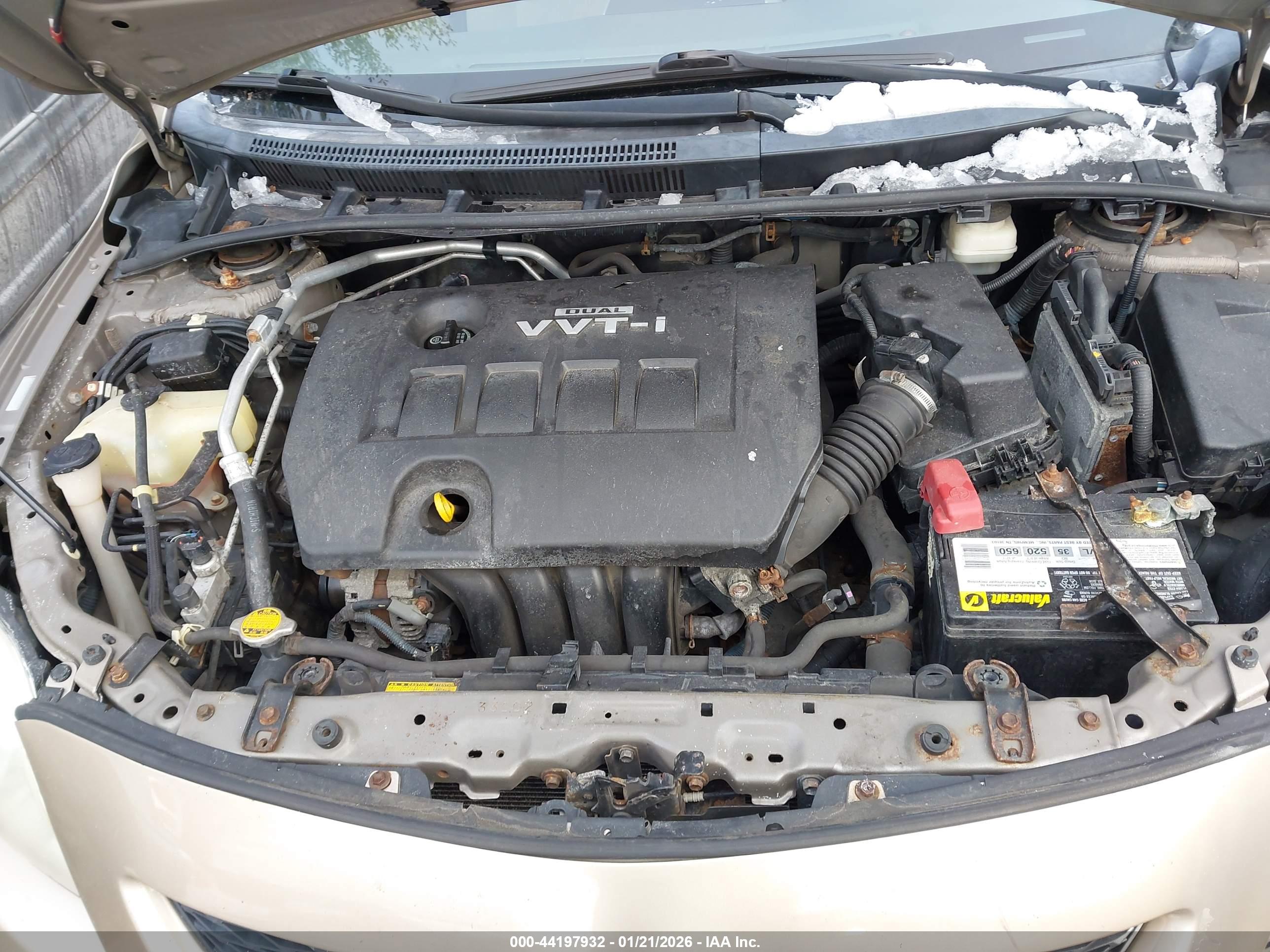 TOYOTA COROLLA image 10