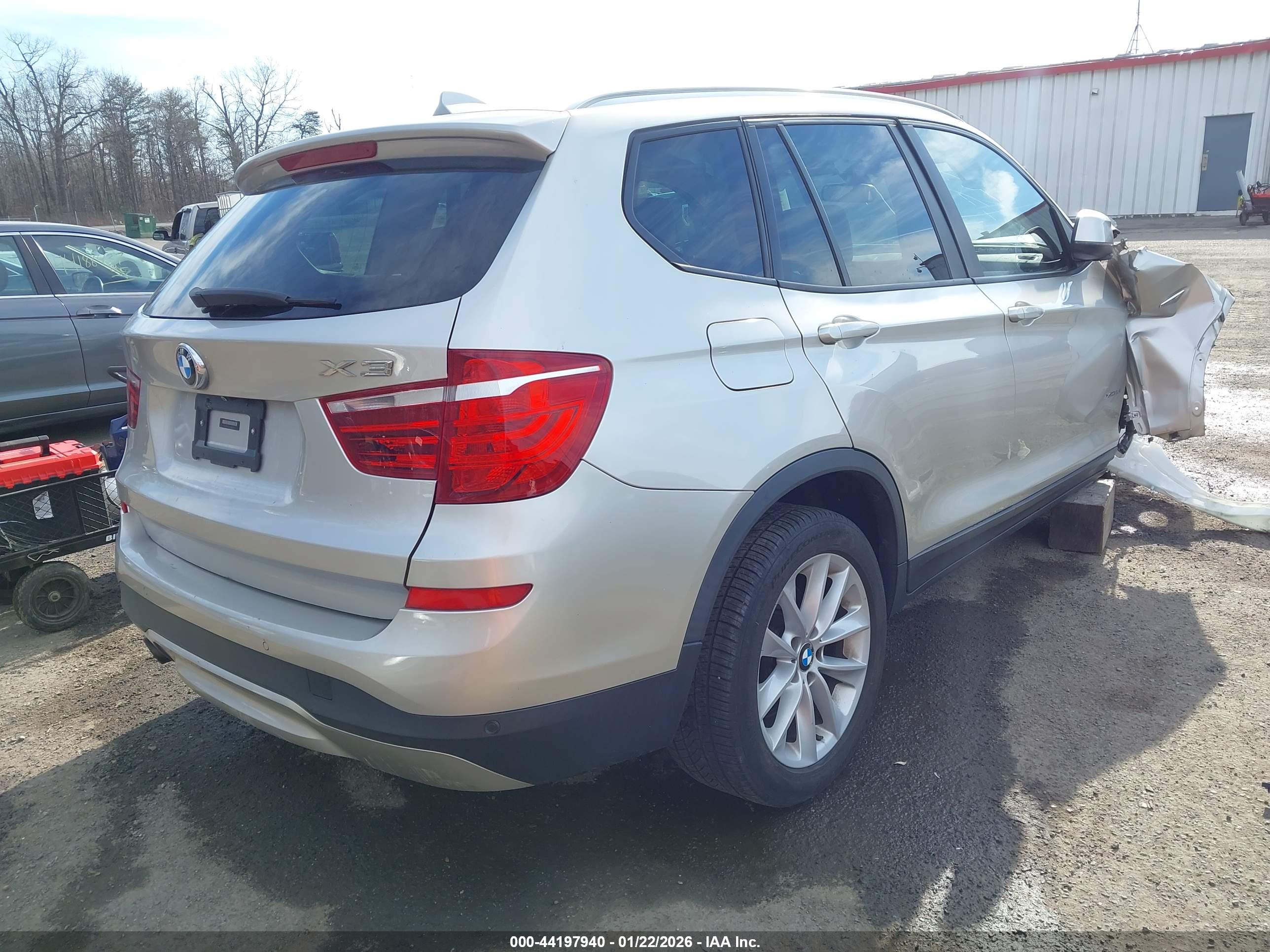 BMW X3 image 4