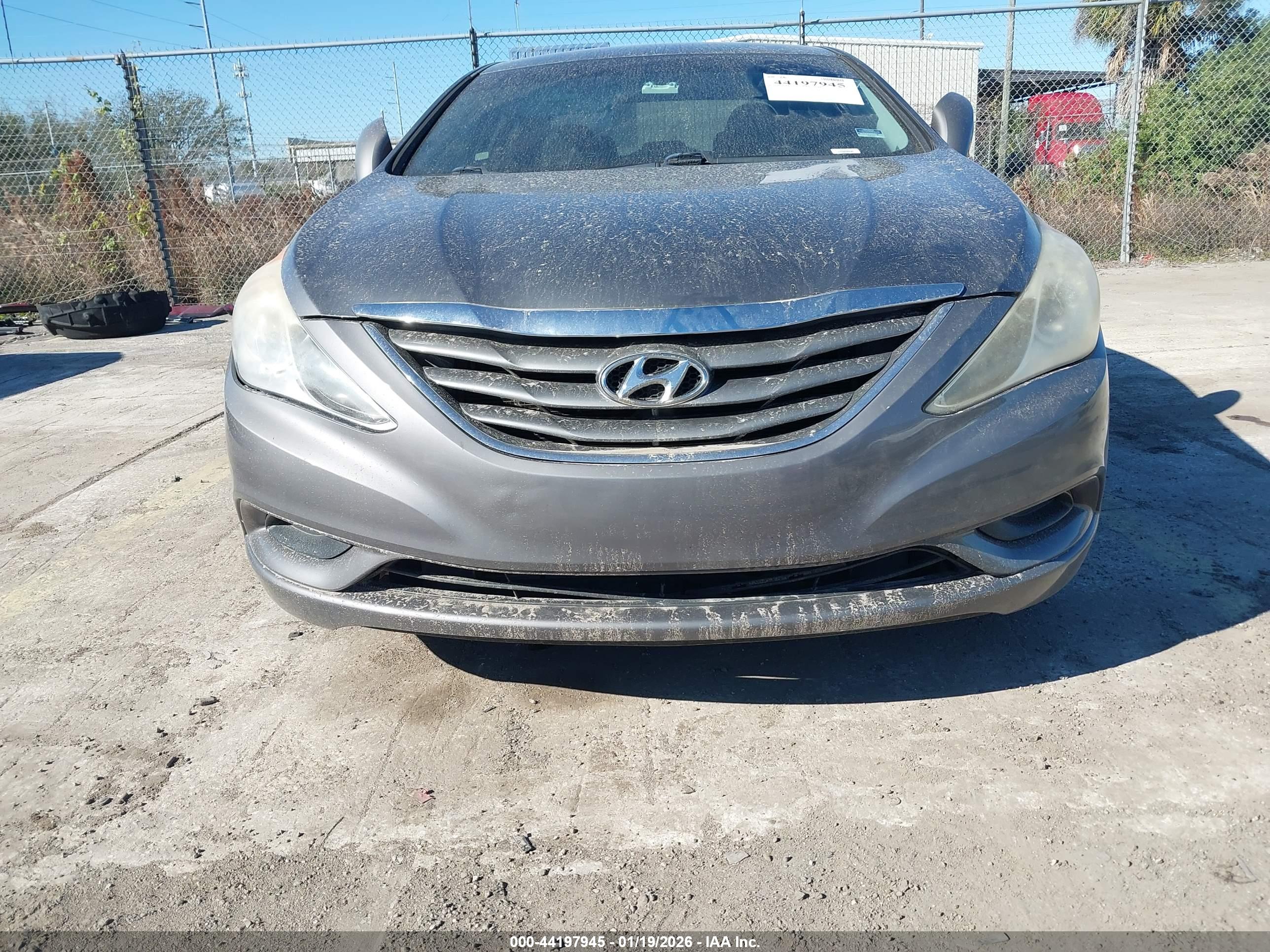 HYUNDAI SONATA image 6