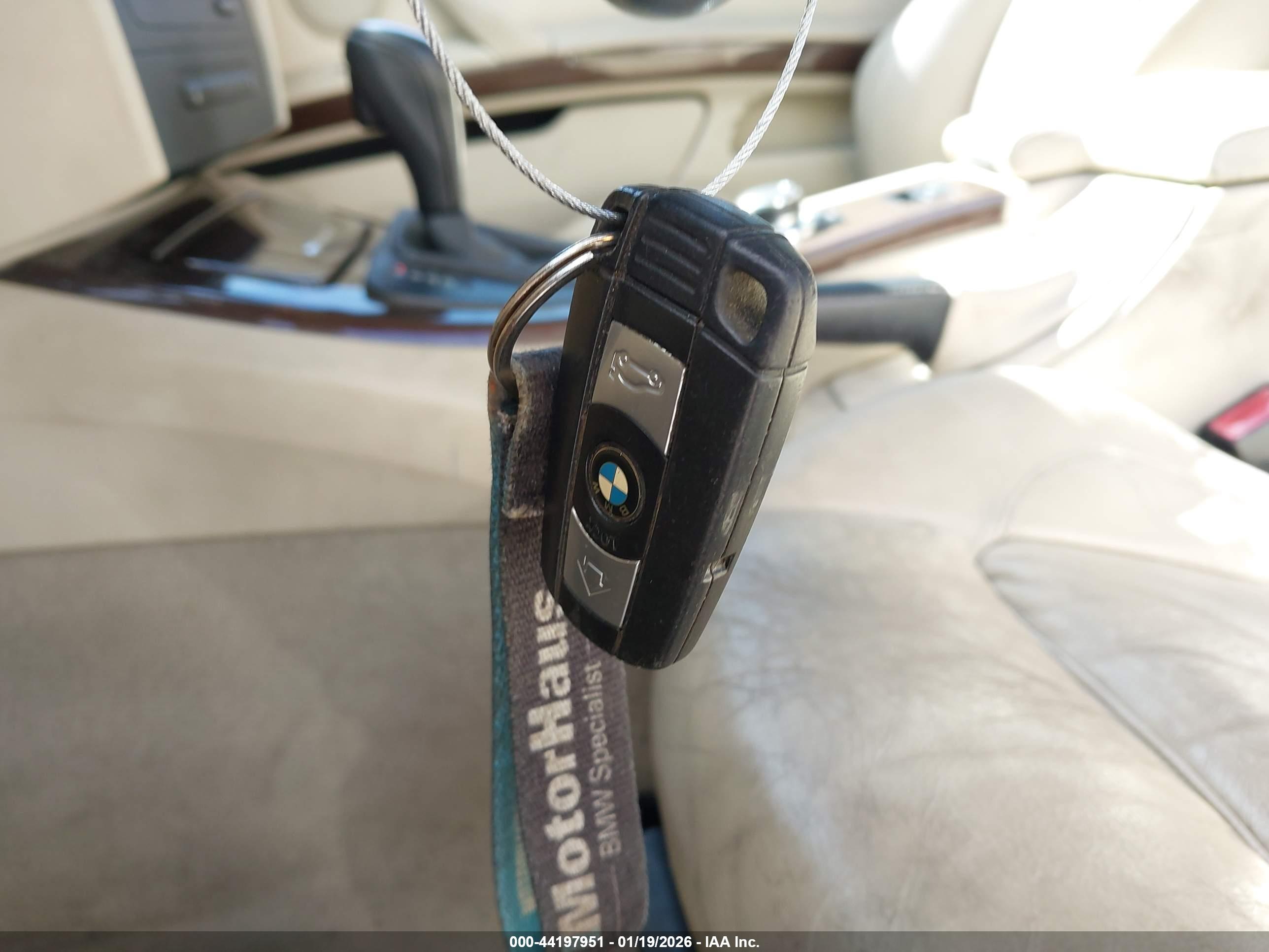 BMW 335I image 11