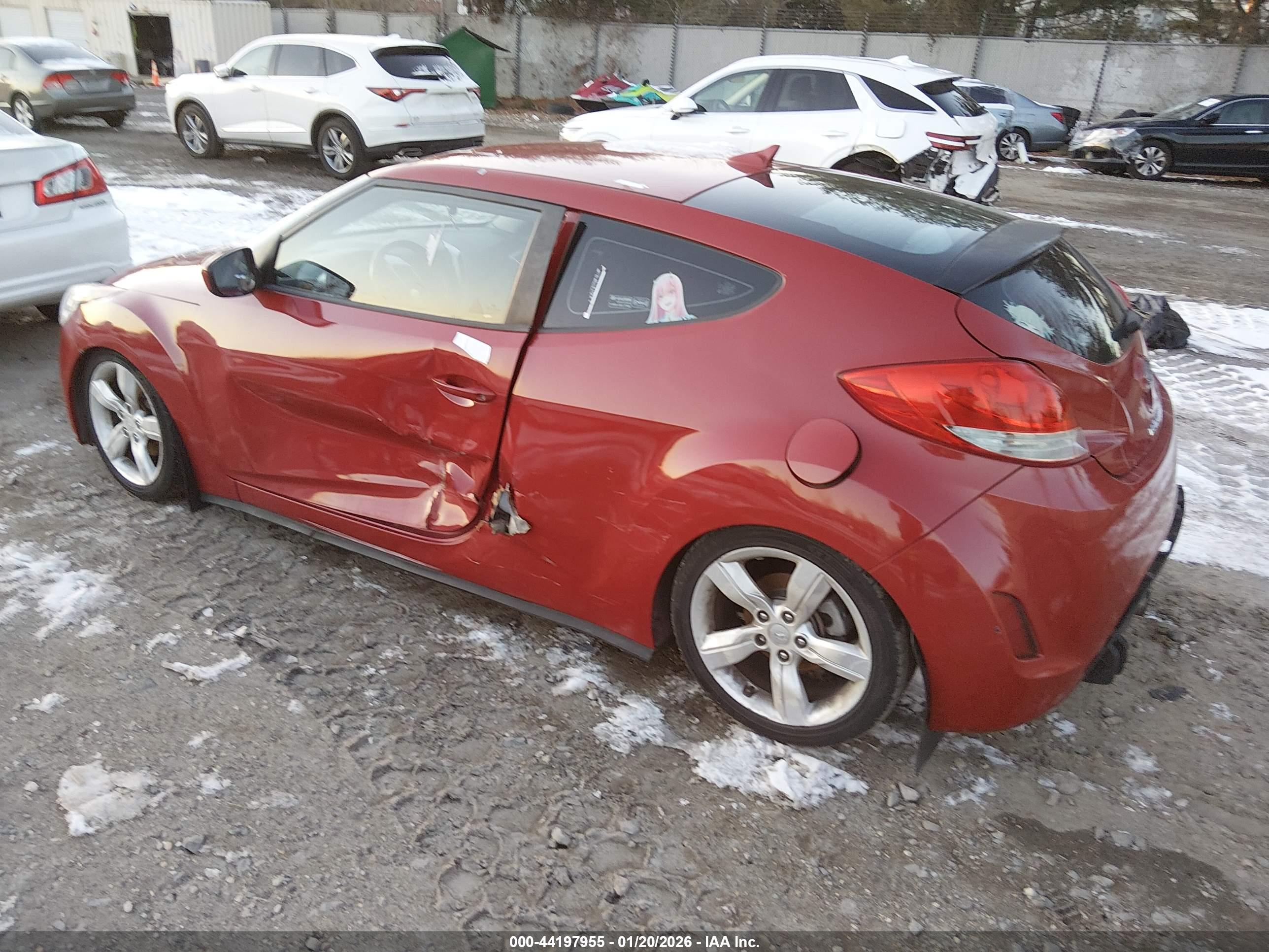 HYUNDAI VELOSTER image 3