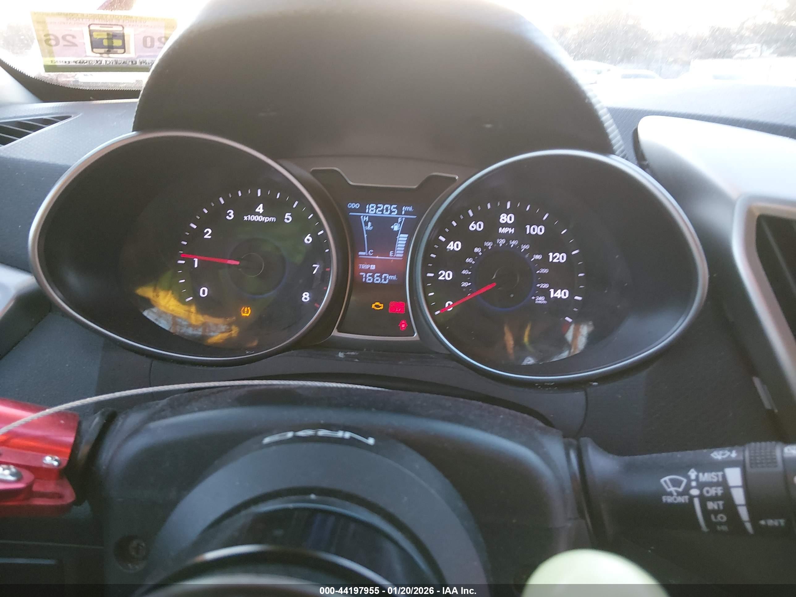 HYUNDAI VELOSTER image 7