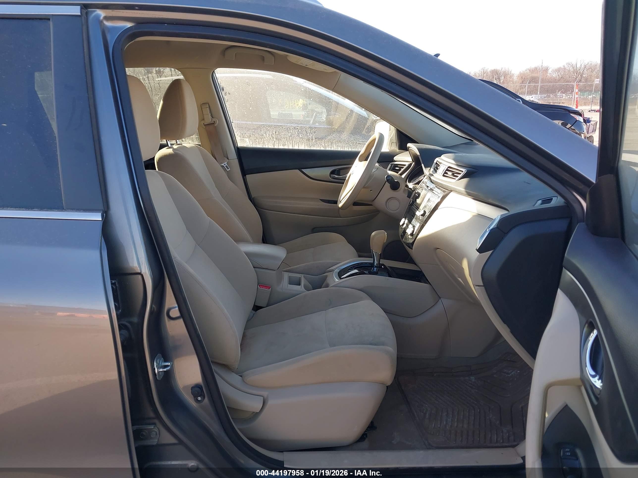 NISSAN ROGUE image 5