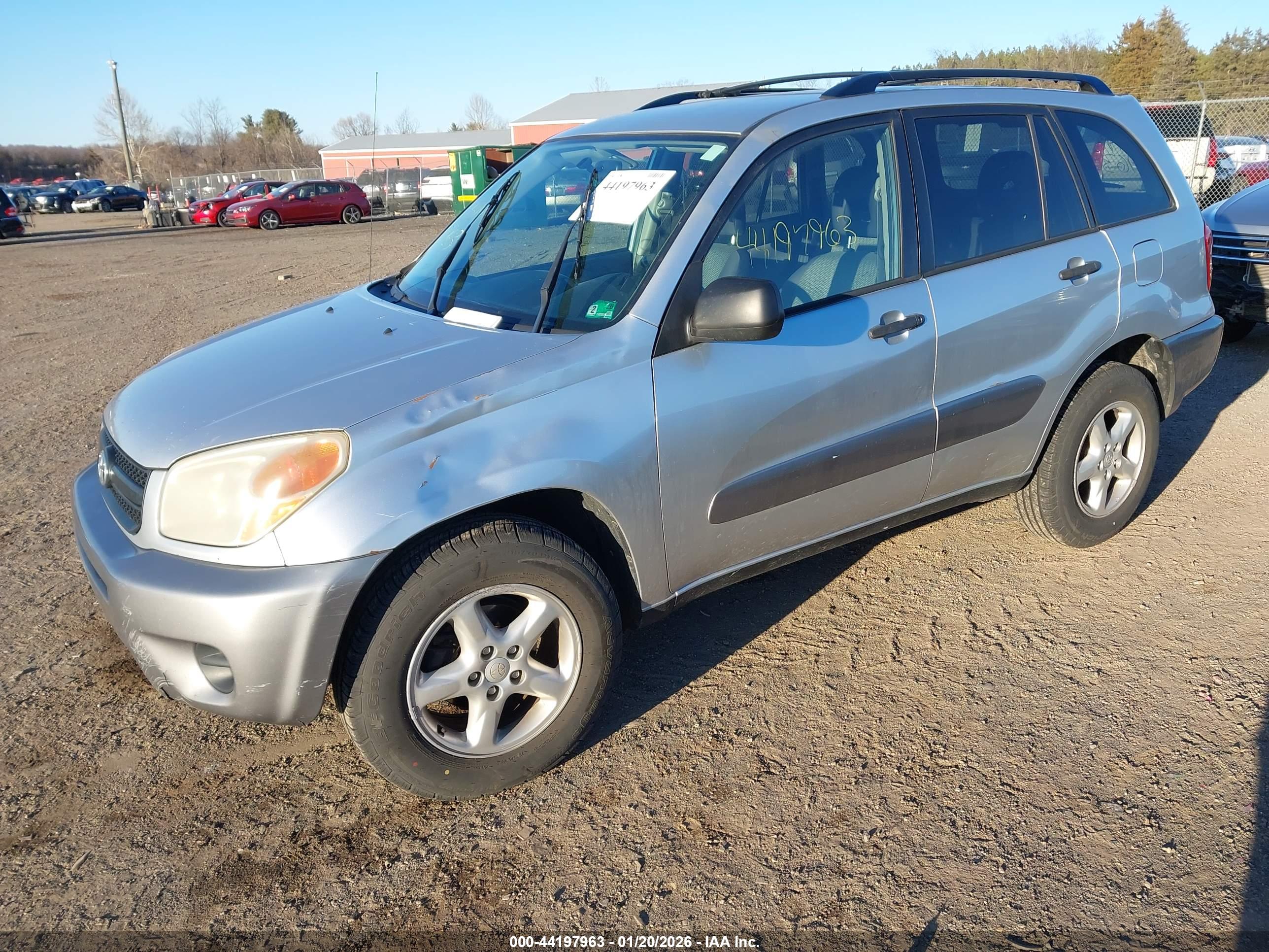 TOYOTA RAV4 image 2
