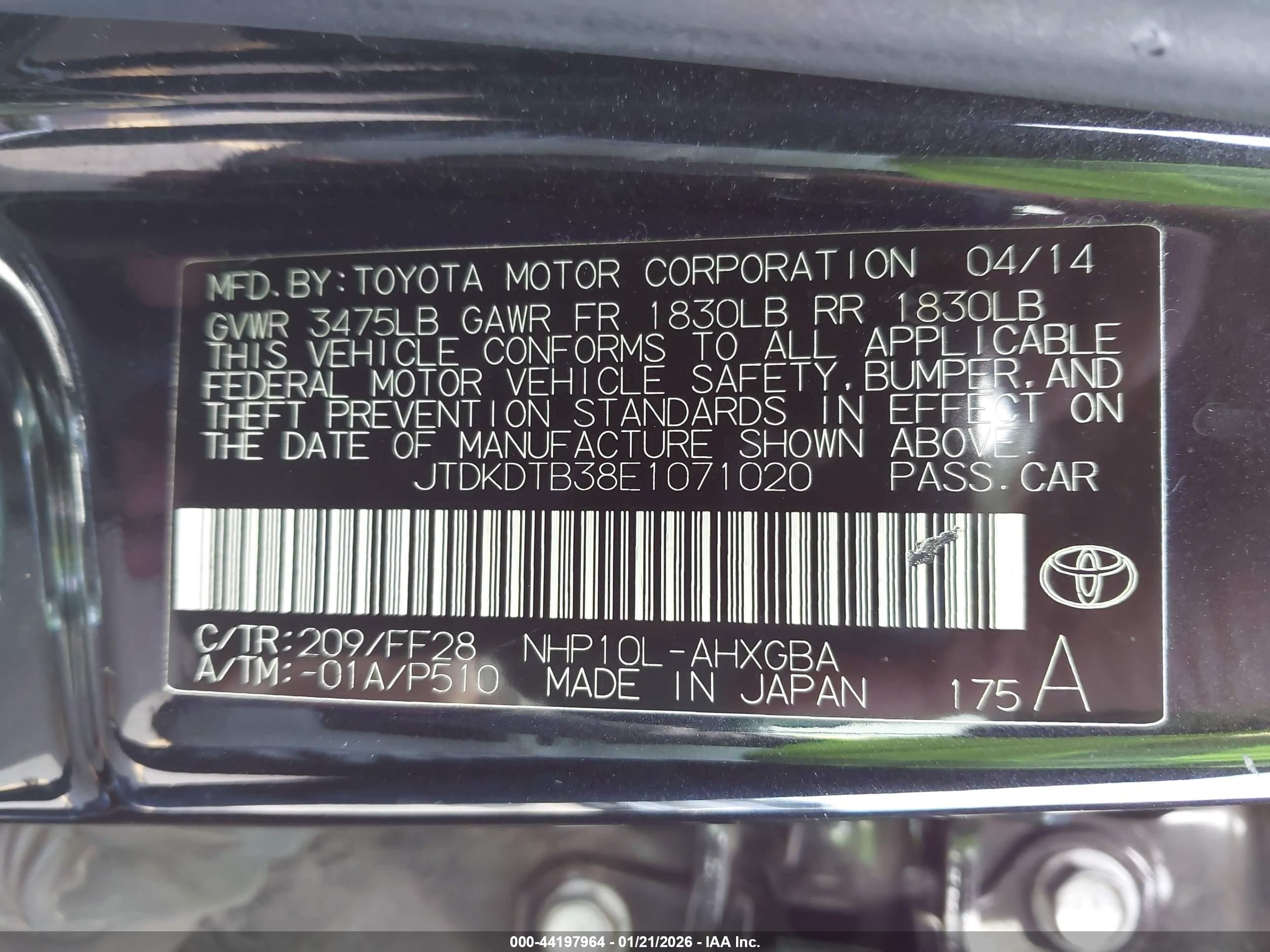 TOYOTA PRIUS image 9