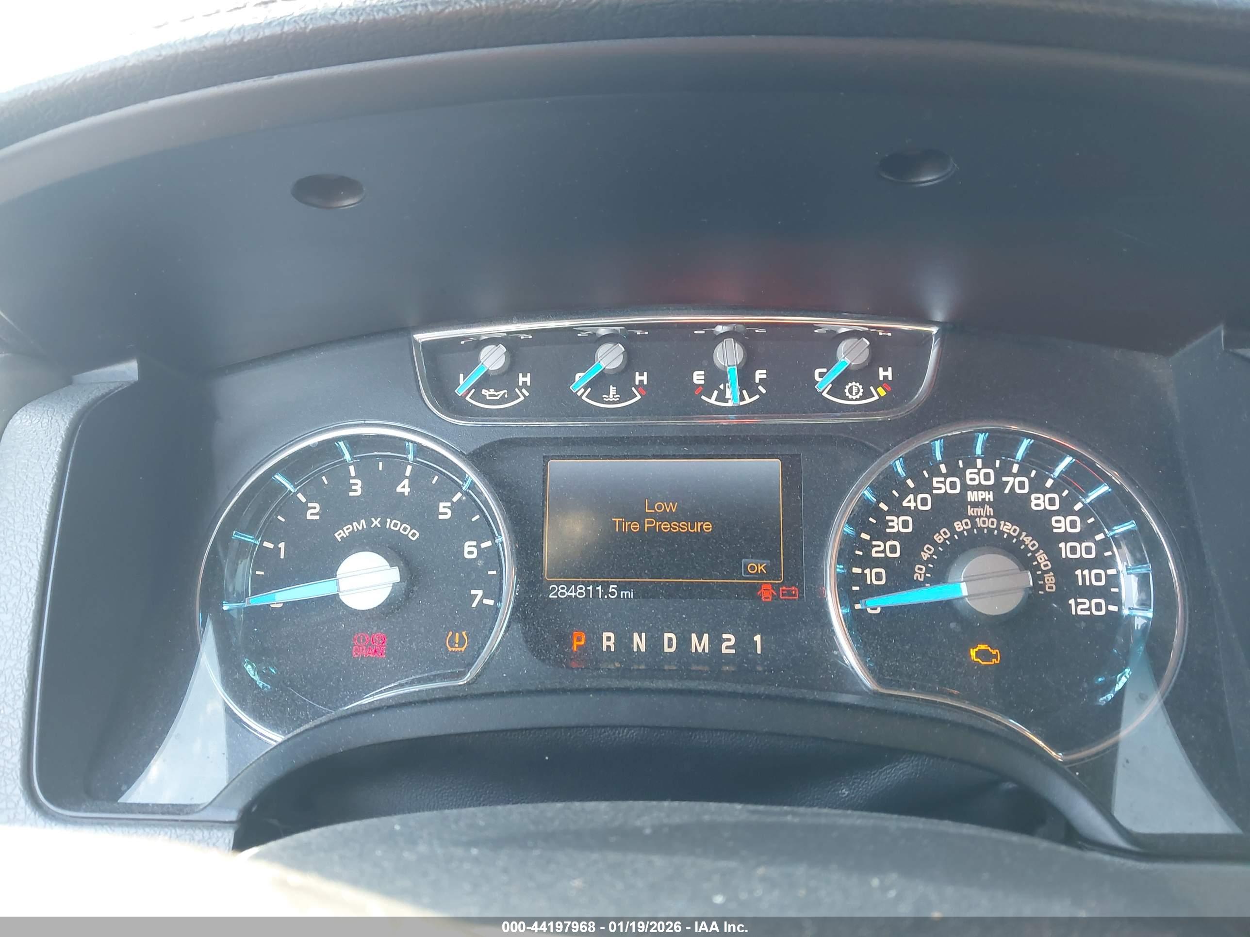 FORD F-150 image 7