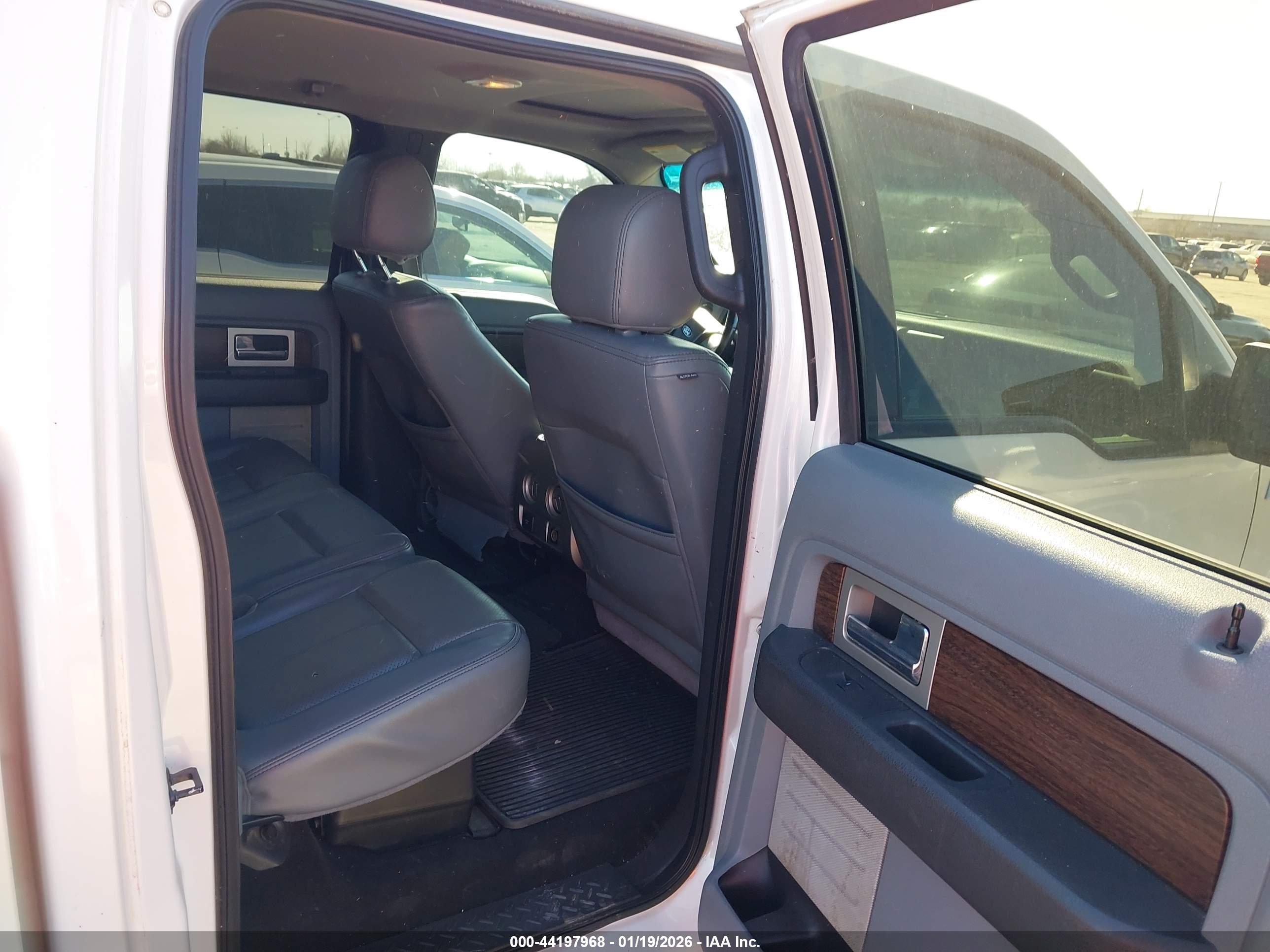 FORD F-150 image 8