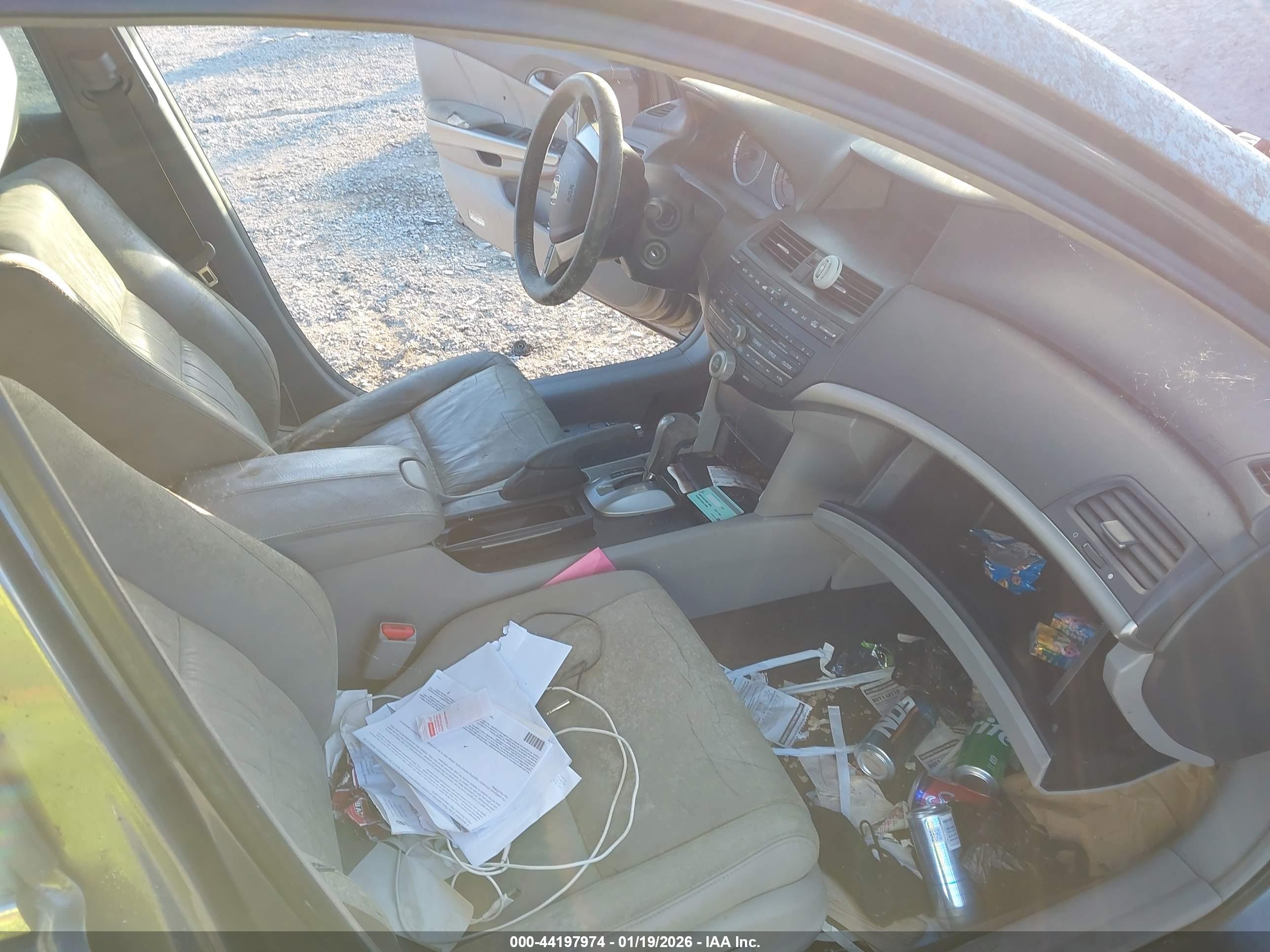 HONDA ACCORD image 5
