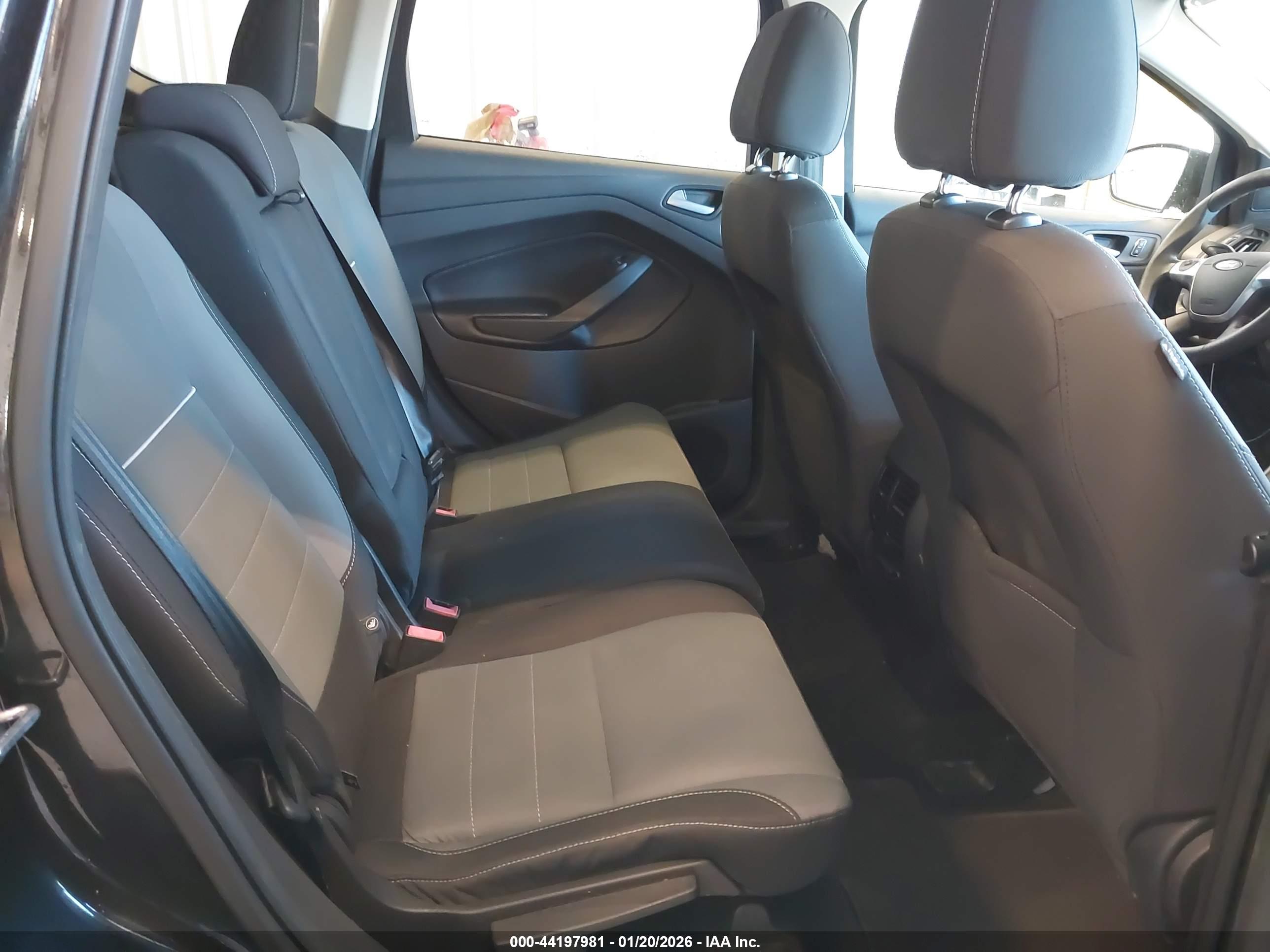 FORD ESCAPE image 8