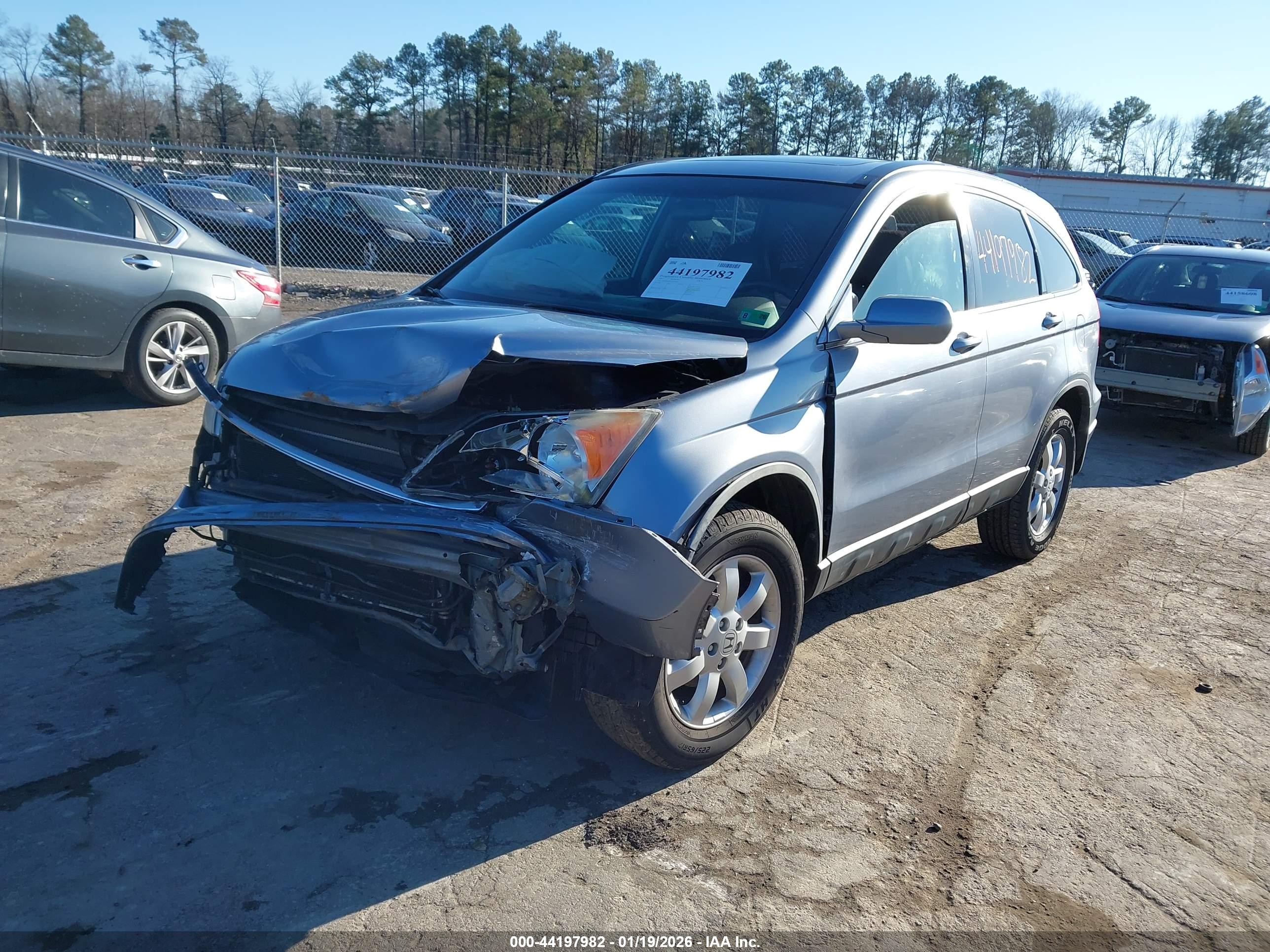 HONDA CR-V image 2