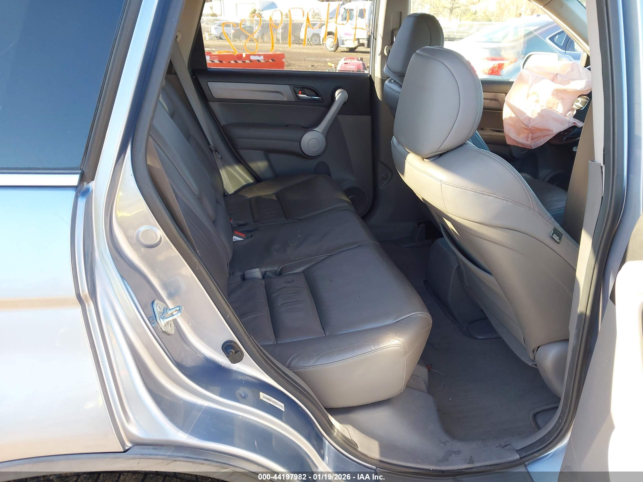 HONDA CR-V image 8